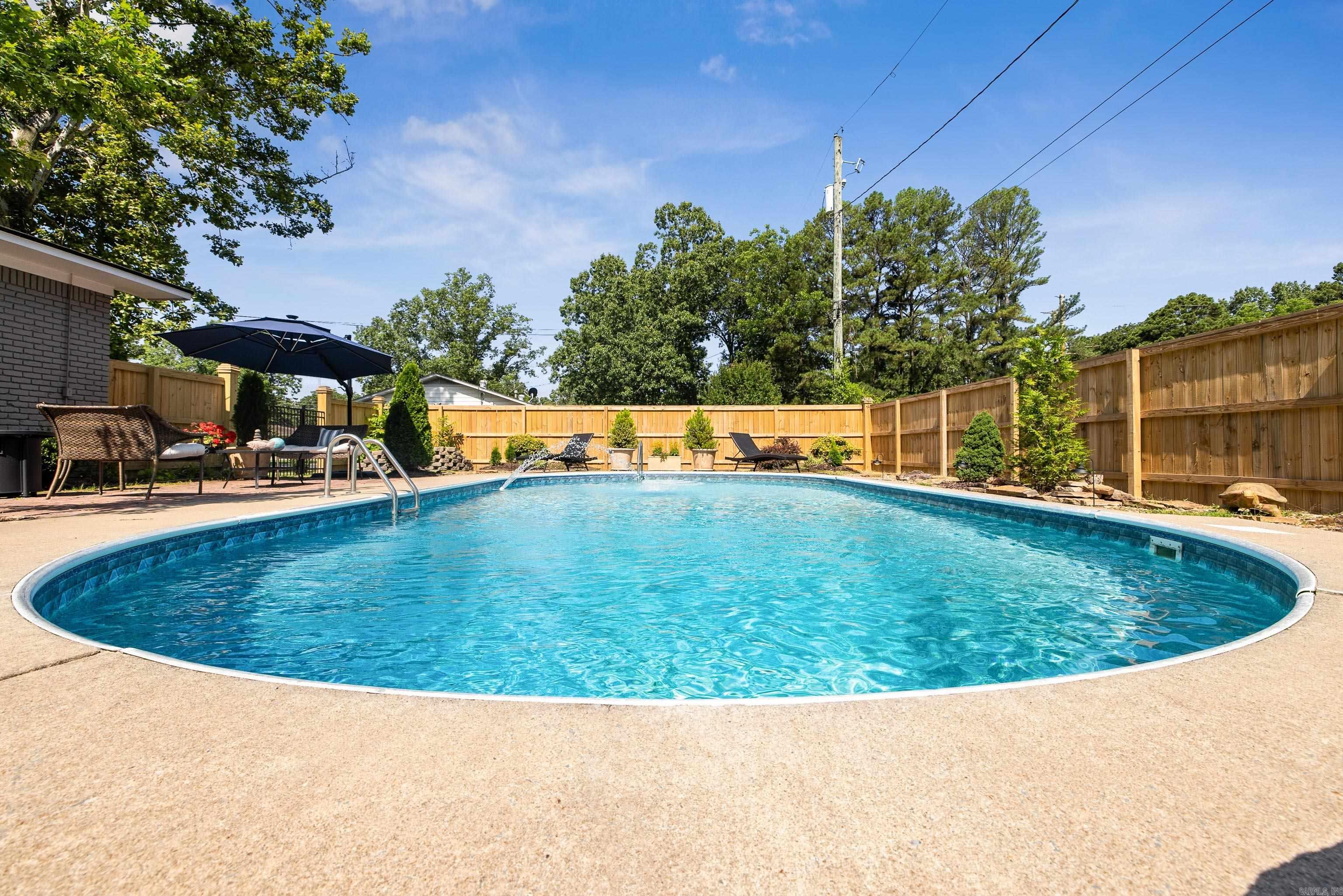 520 E 8  Lonoke, AR