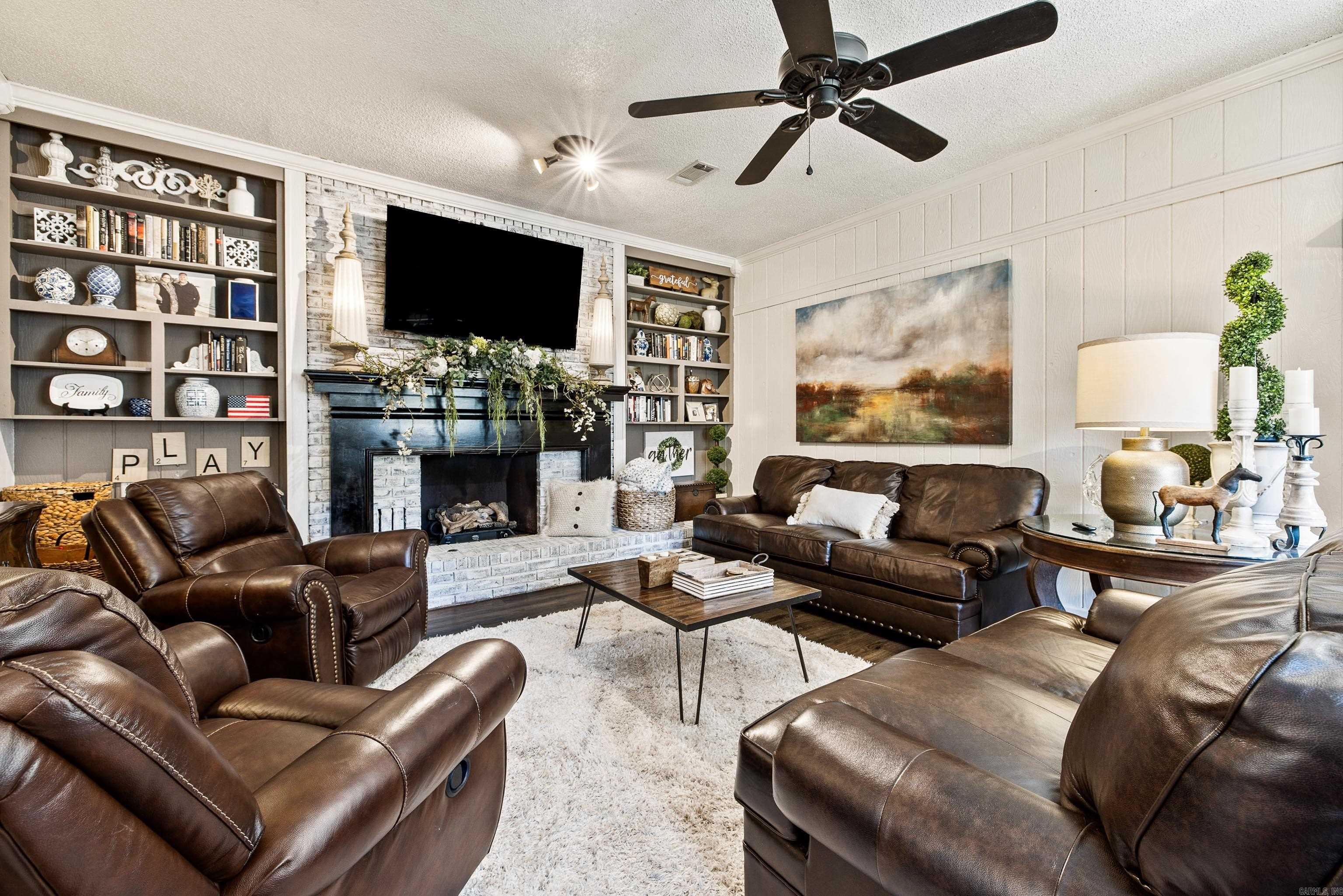 520 E 8  Lonoke, AR