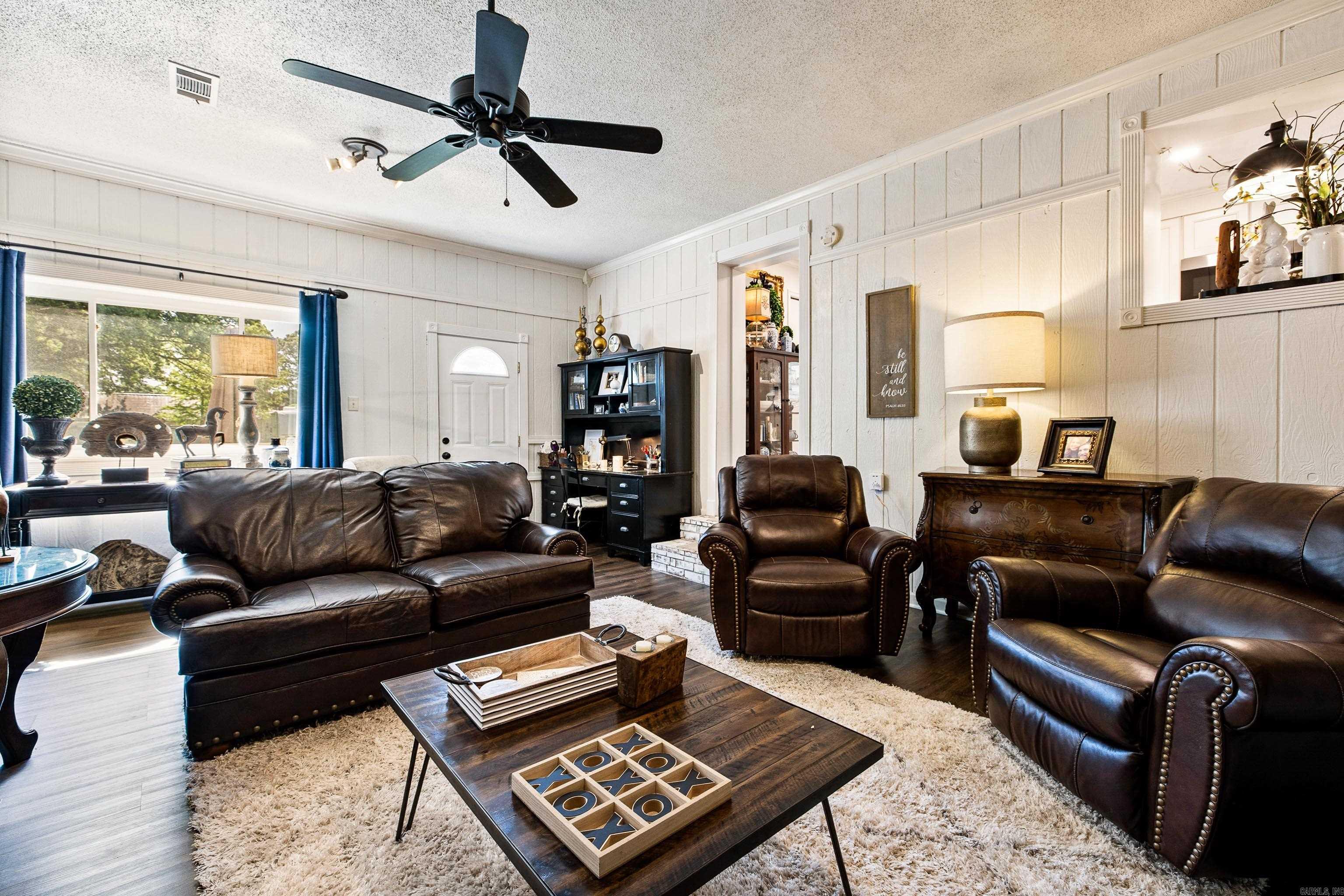 520 E 8  Lonoke, AR
