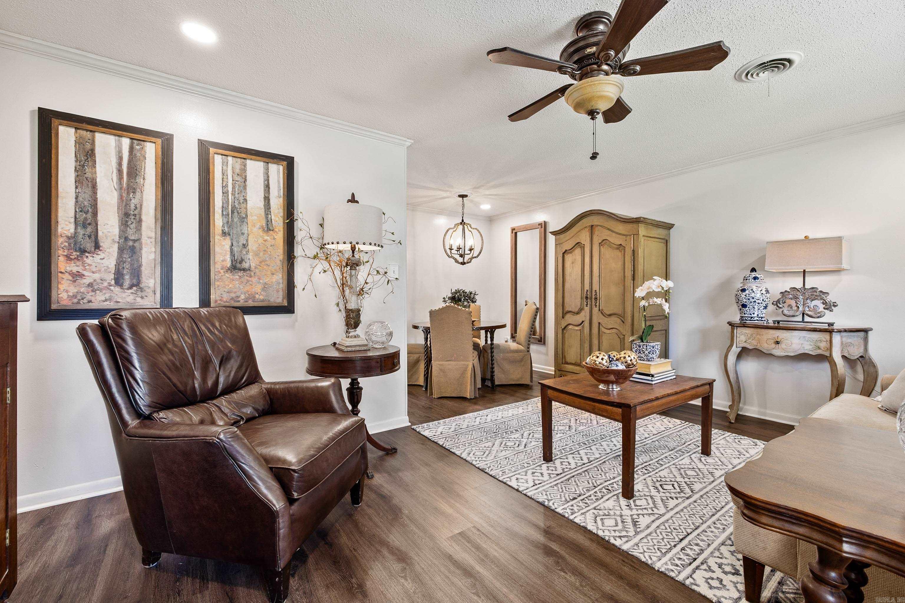 520 E 8  Lonoke, AR