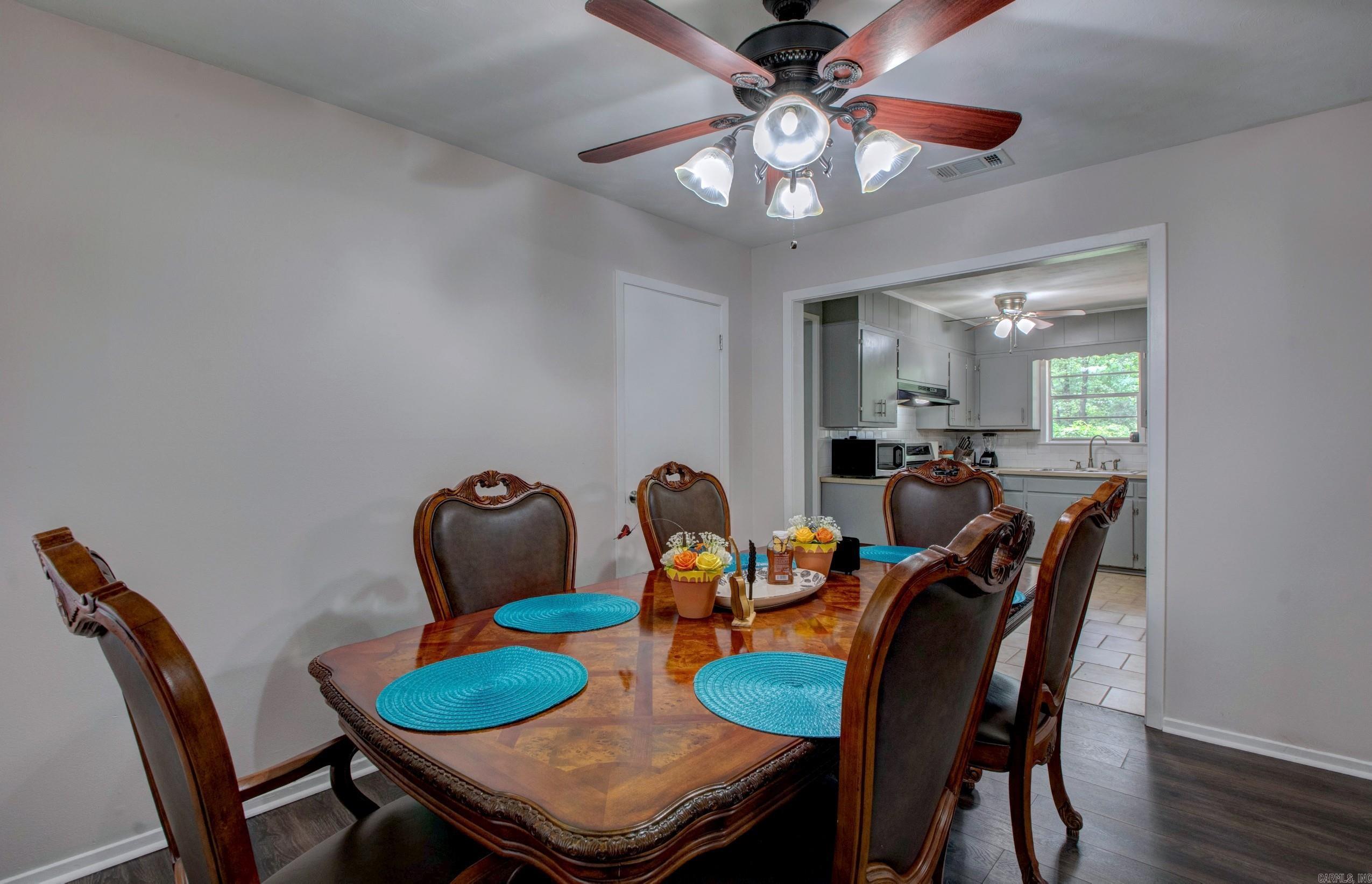 912 West  White Hall, AR