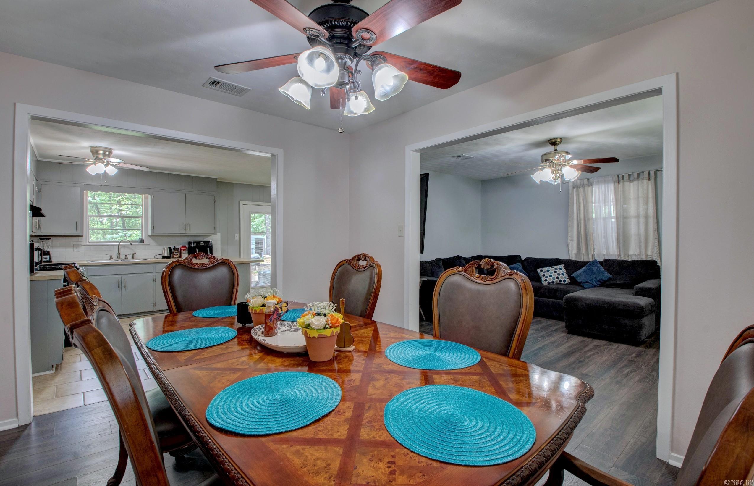912 West  White Hall, AR