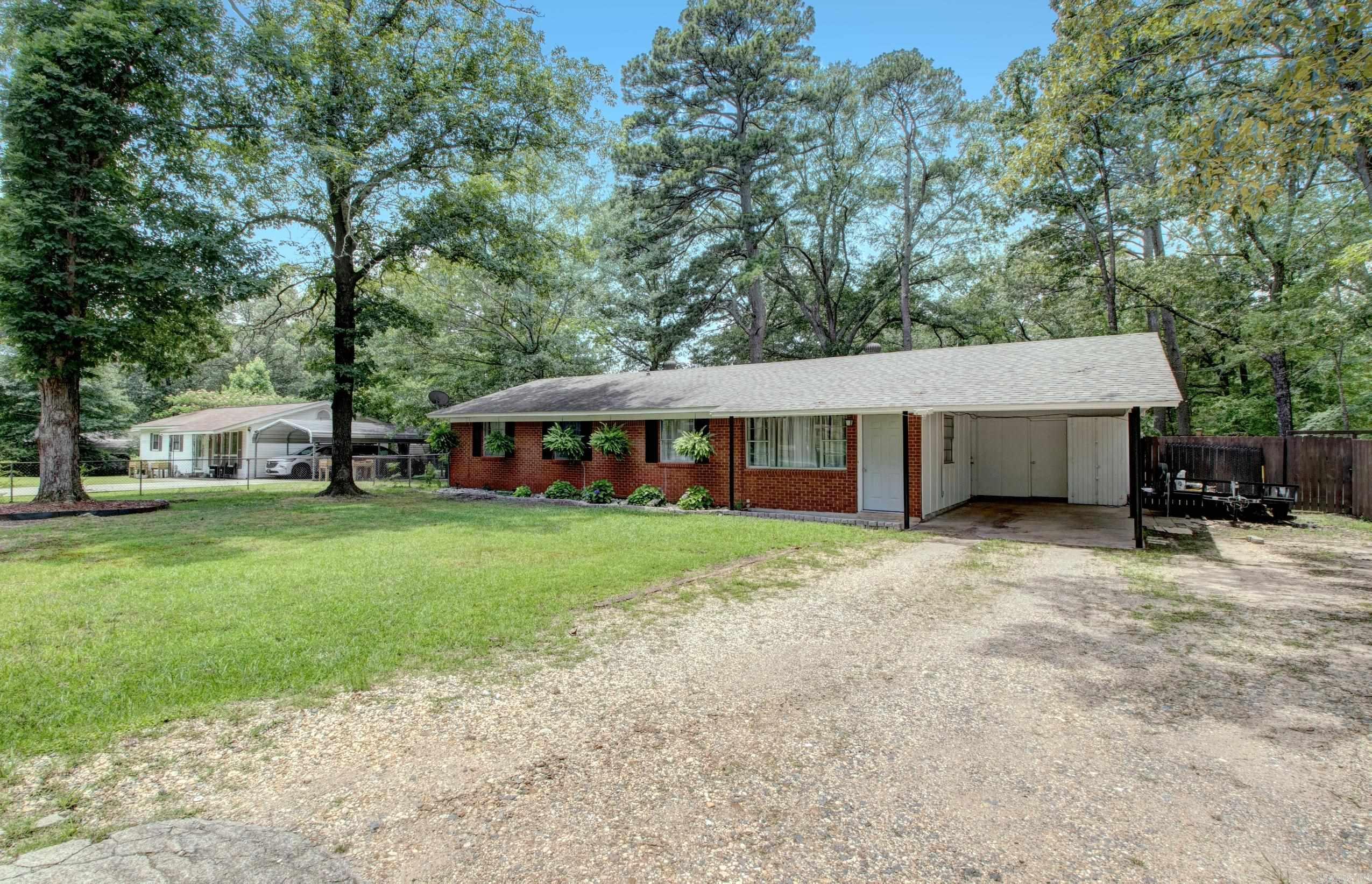 912 West  White Hall, AR