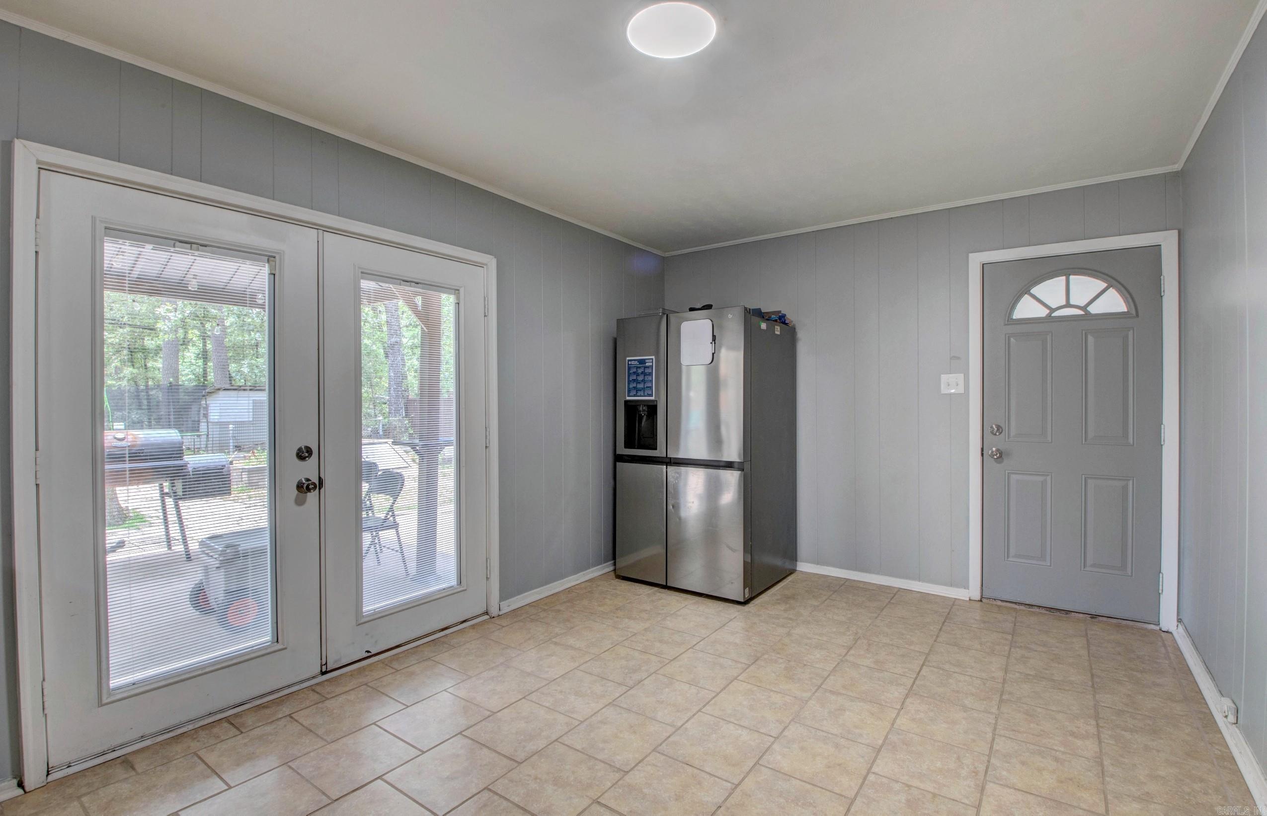 912 West  White Hall, AR