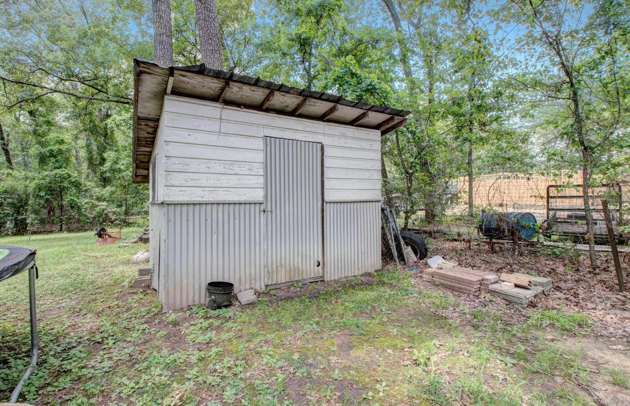 912 West  White Hall, AR