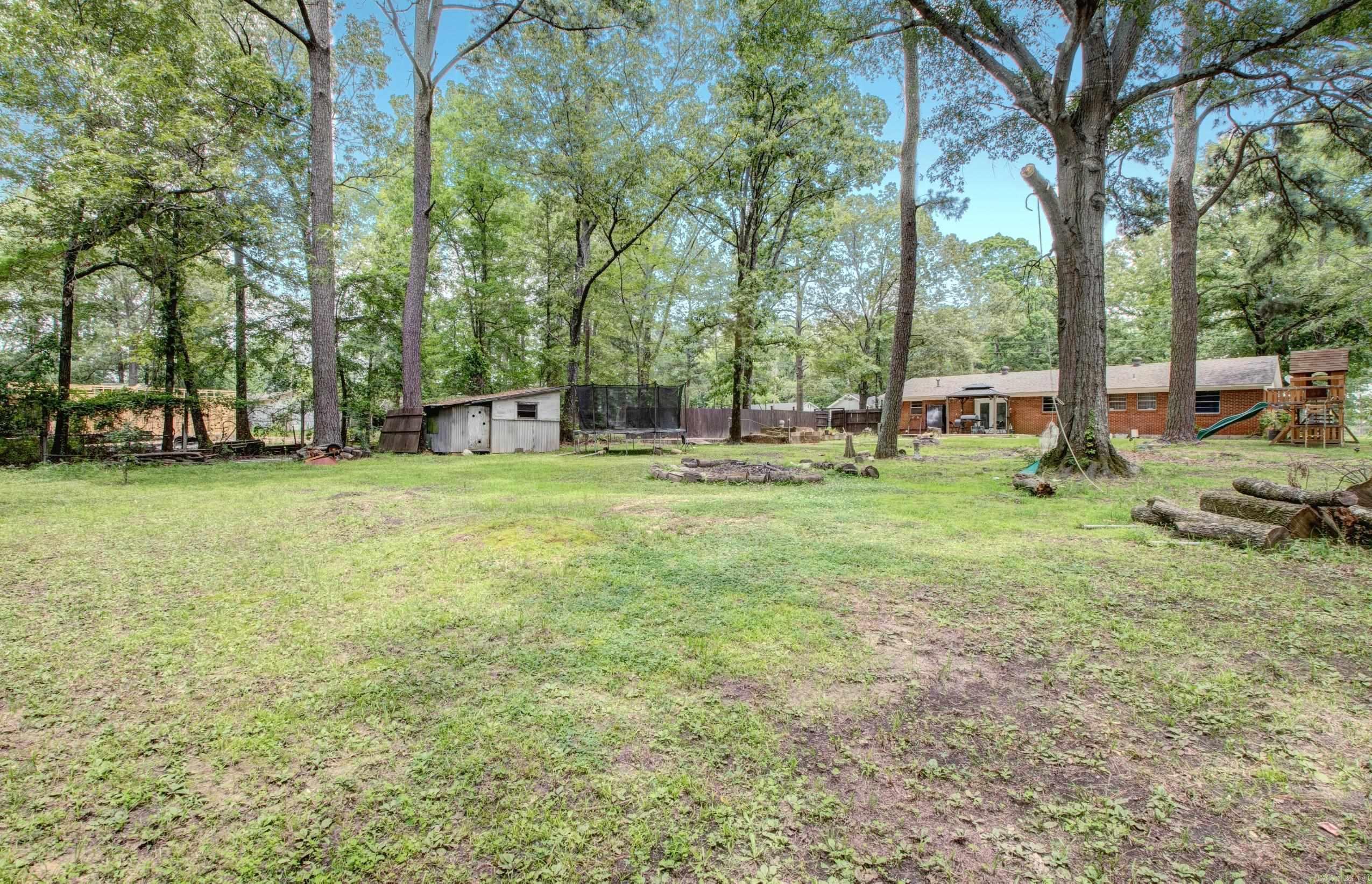 912 West  White Hall, AR