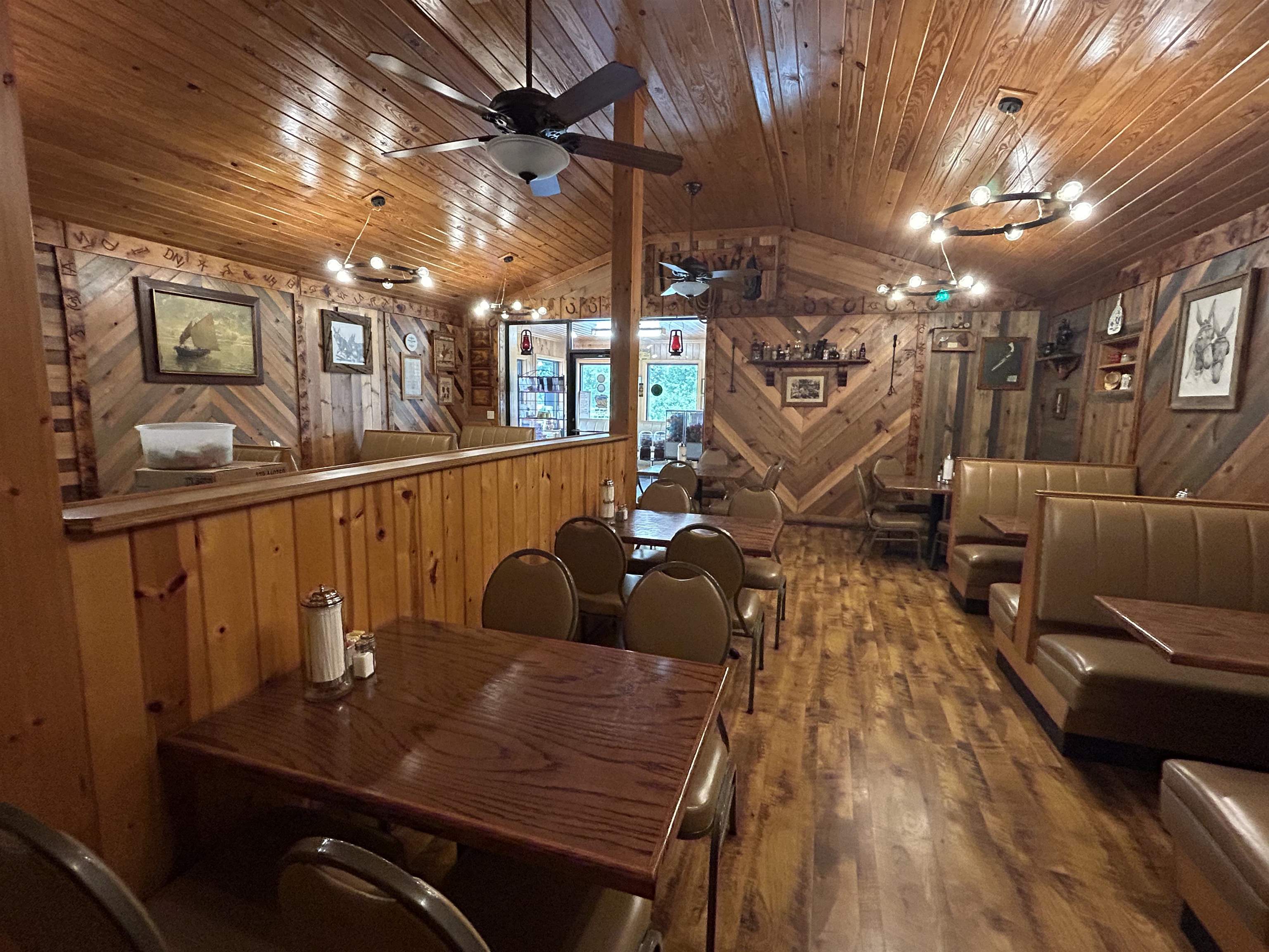 191 Highway 62 412 W  Ash Flat, AR