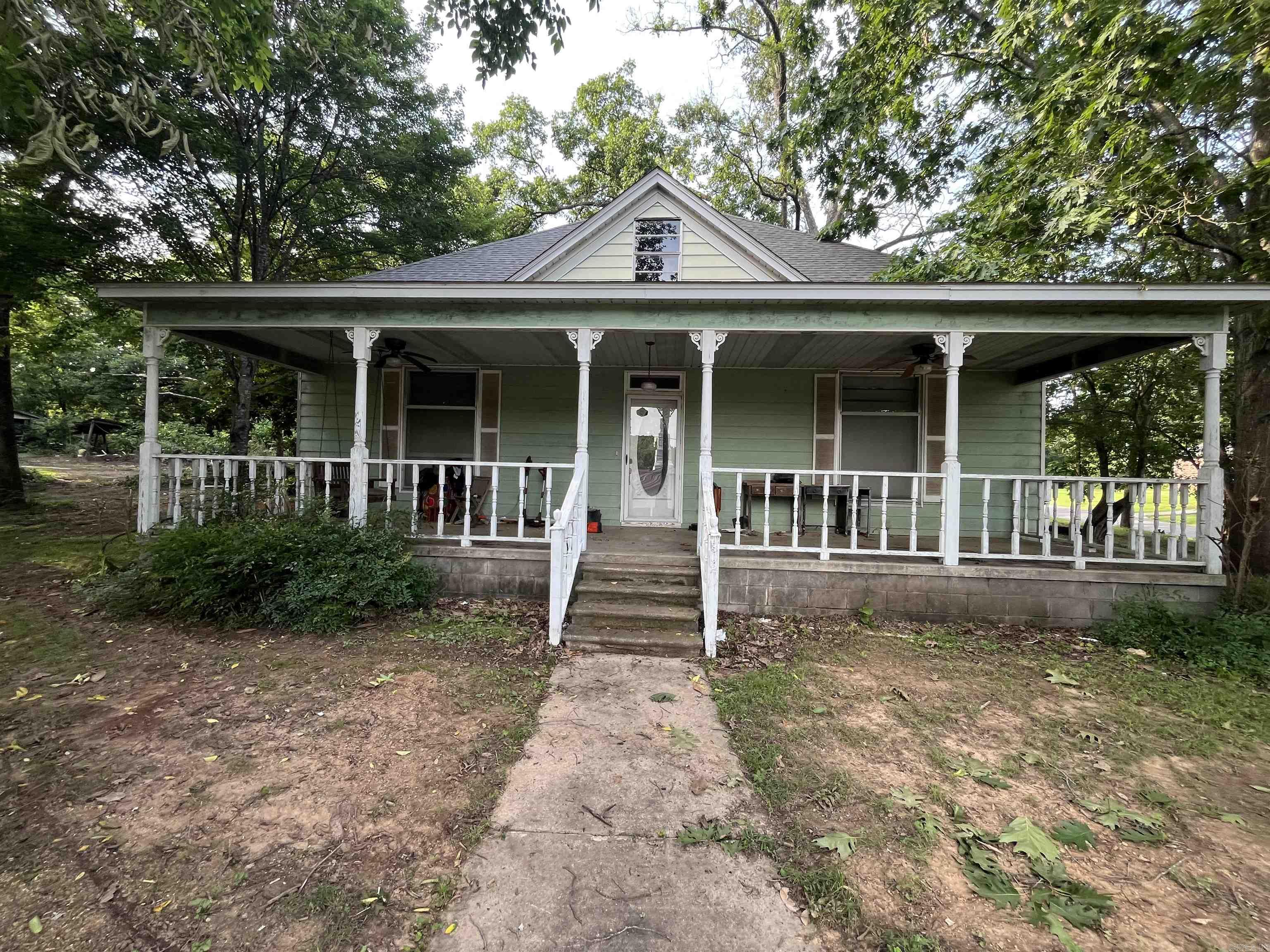 302 W Church St  Plumerville, AR