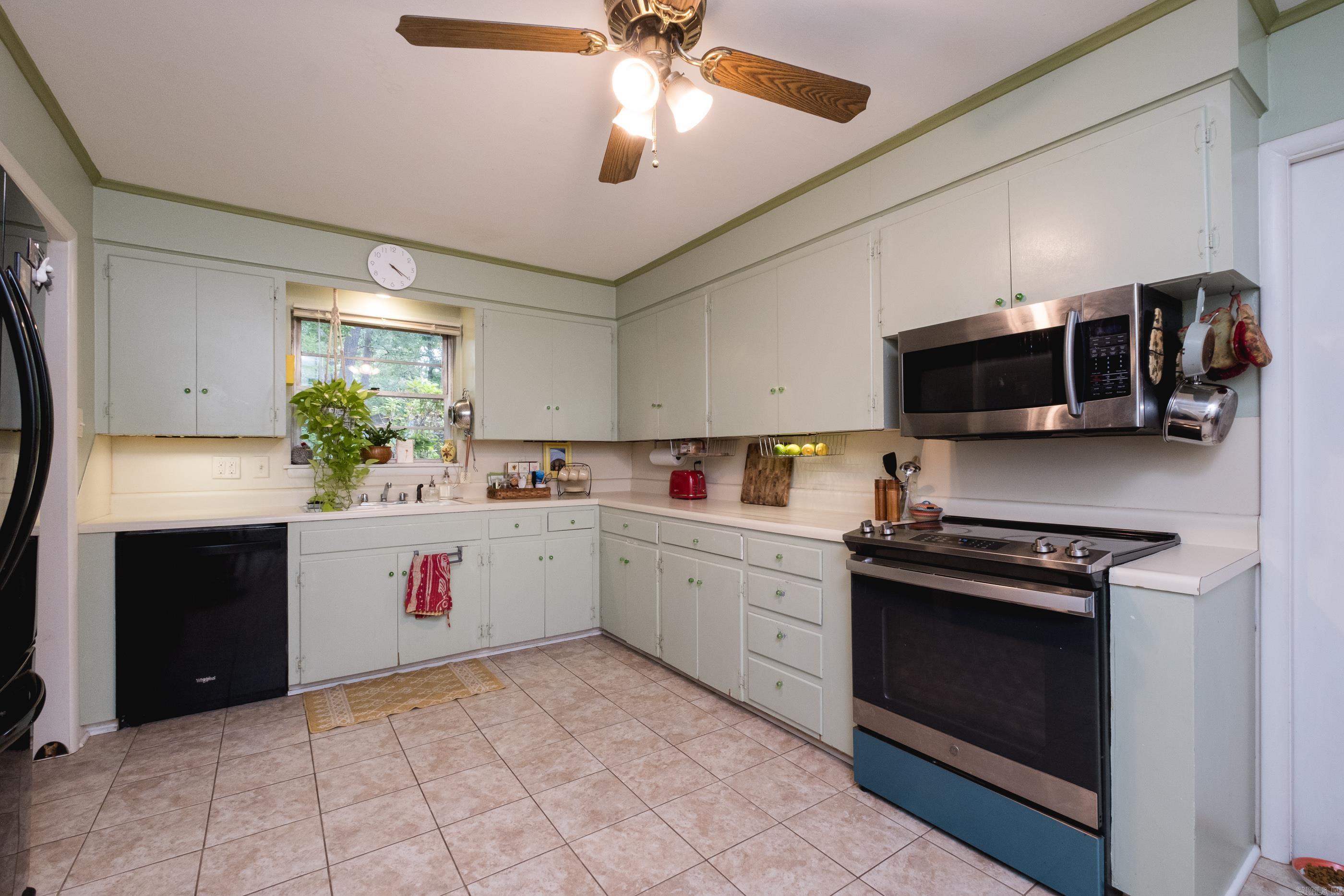 307 Hiawatha Drive  Little Rock, AR