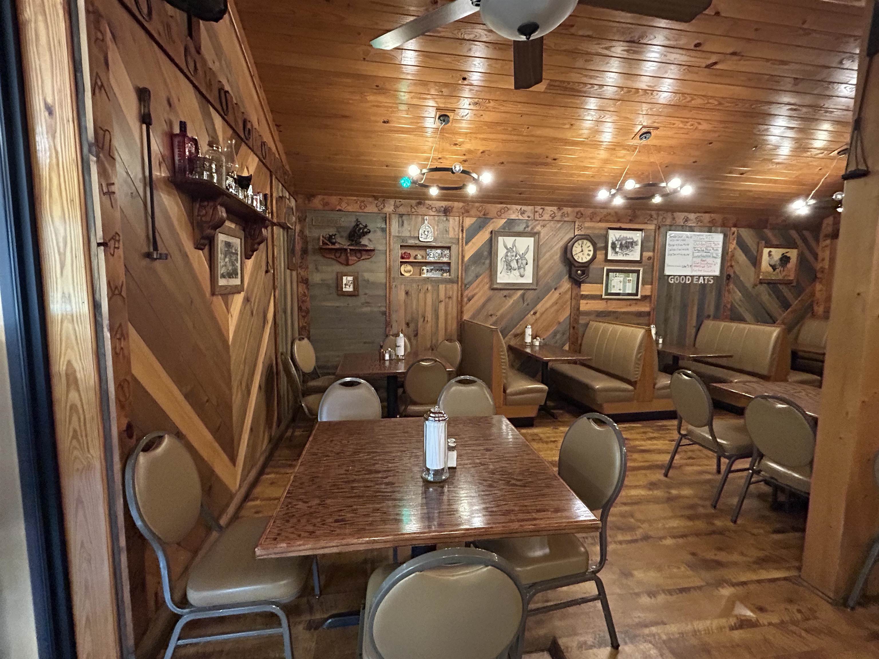 191 Highway 62 412 W  Ash Flat, AR