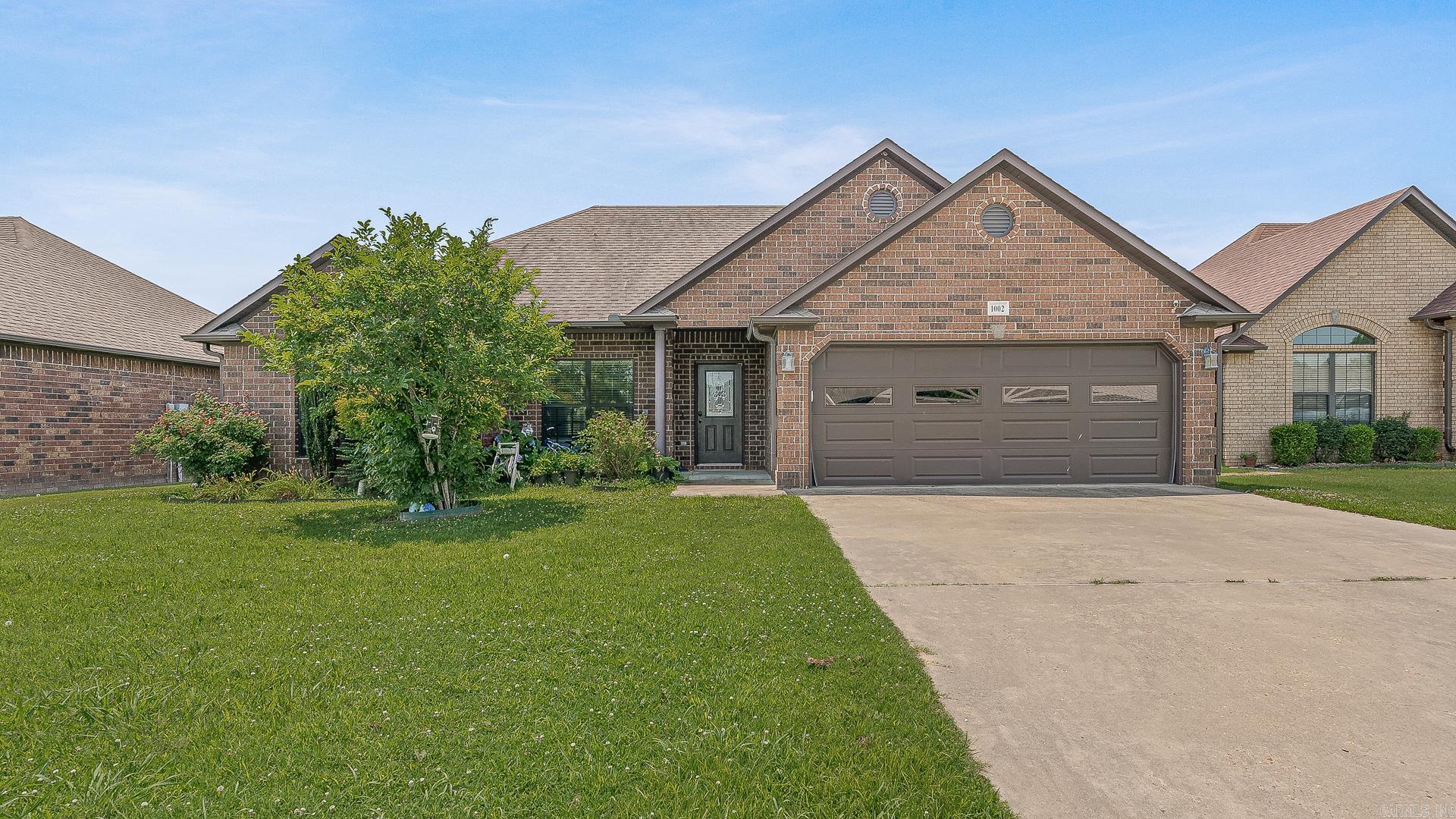 1002 Garrison Ln  Paragould, AR