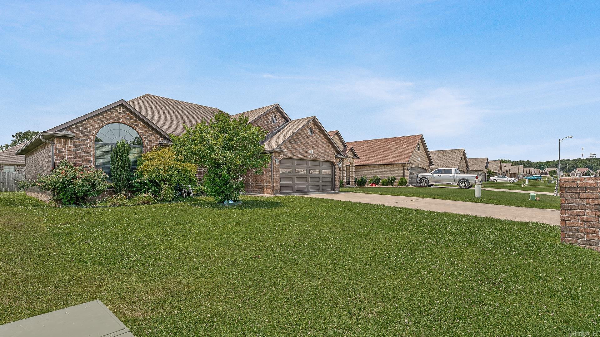 1002 Garrison Ln  Paragould, AR