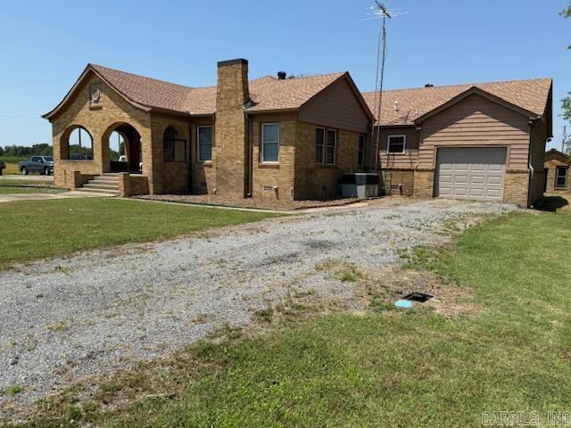13878 N Hwy 33  Des Arc, AR
