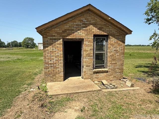 13878 N Hwy 33  Des Arc, AR