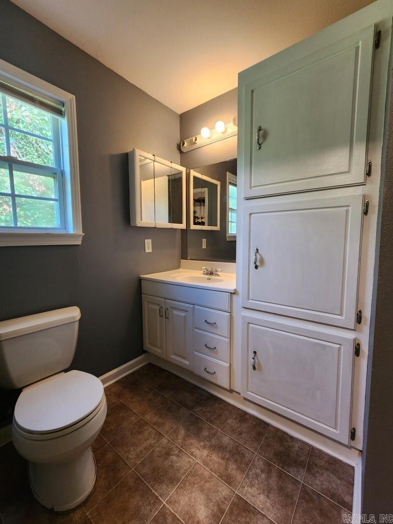 21602 Buddy  Hensley, AR