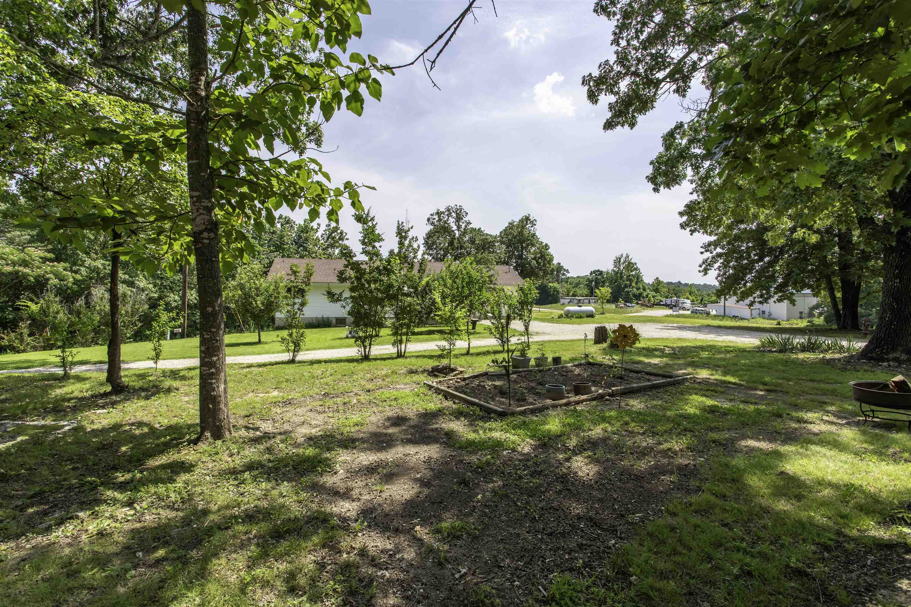 14 Arkansaw Traveller  Highland, AR