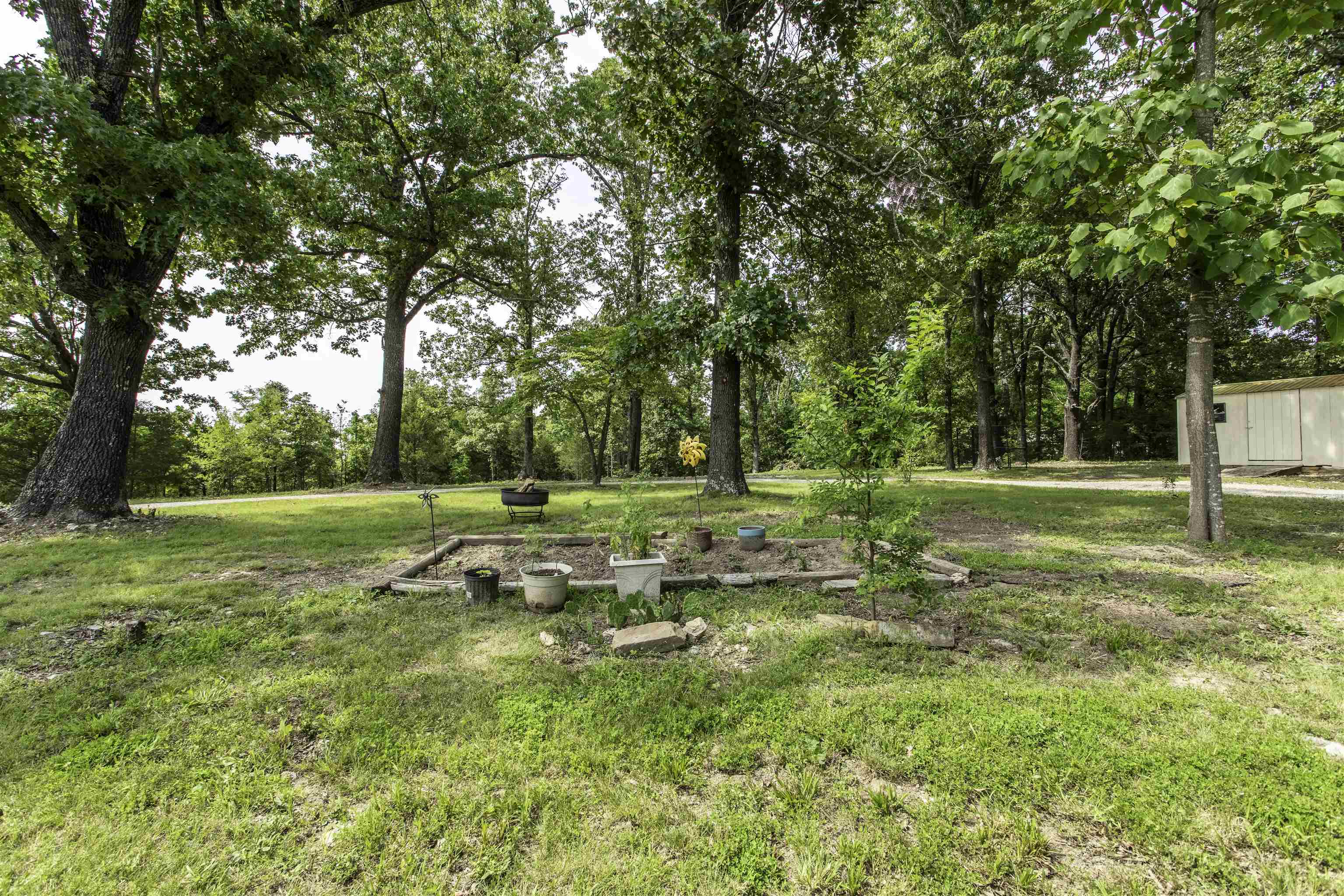 14 Arkansaw Traveller  Highland, AR