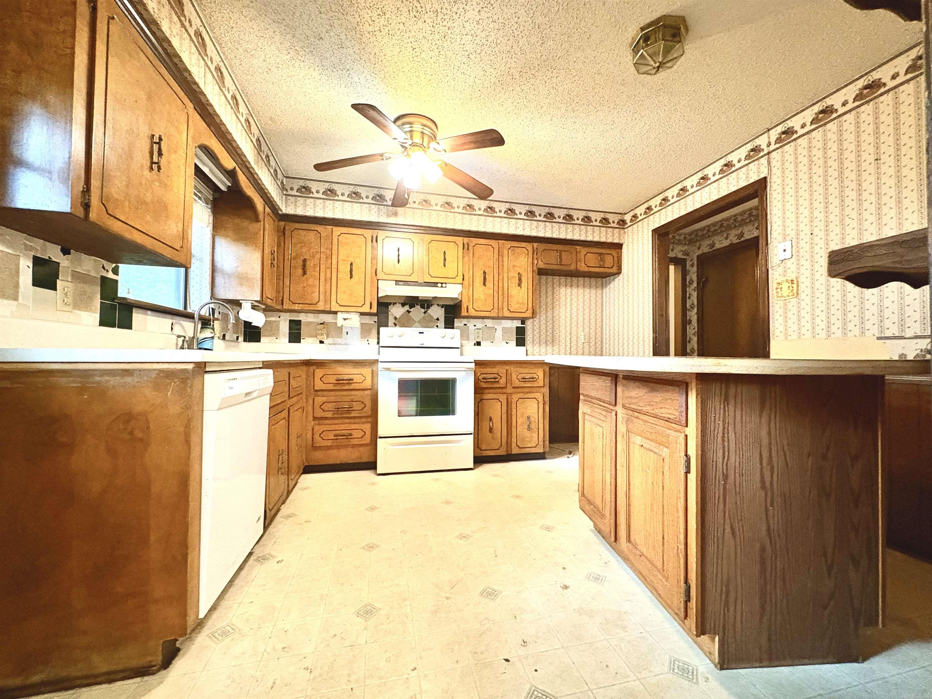 3 Elk River  North Little Rock, AR