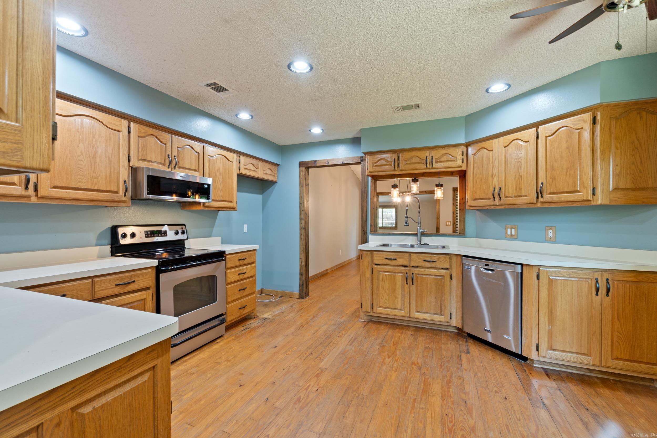 4 Almenara  Hot Springs Village, AR