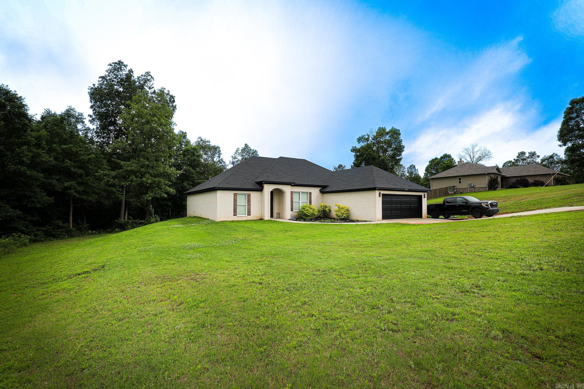 2072 Creekwood  Bauxite, AR