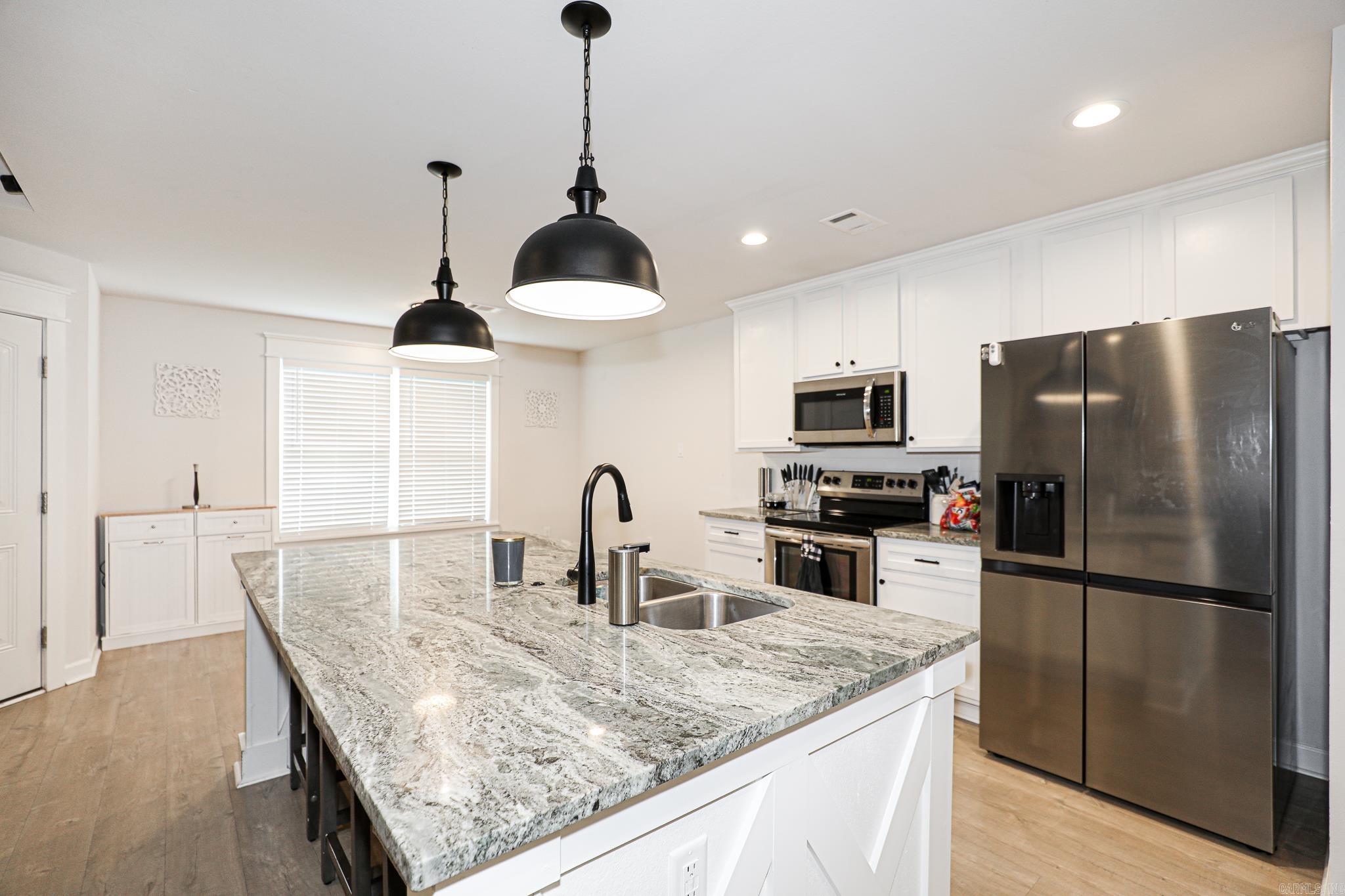 2072 Creekwood  Bauxite, AR