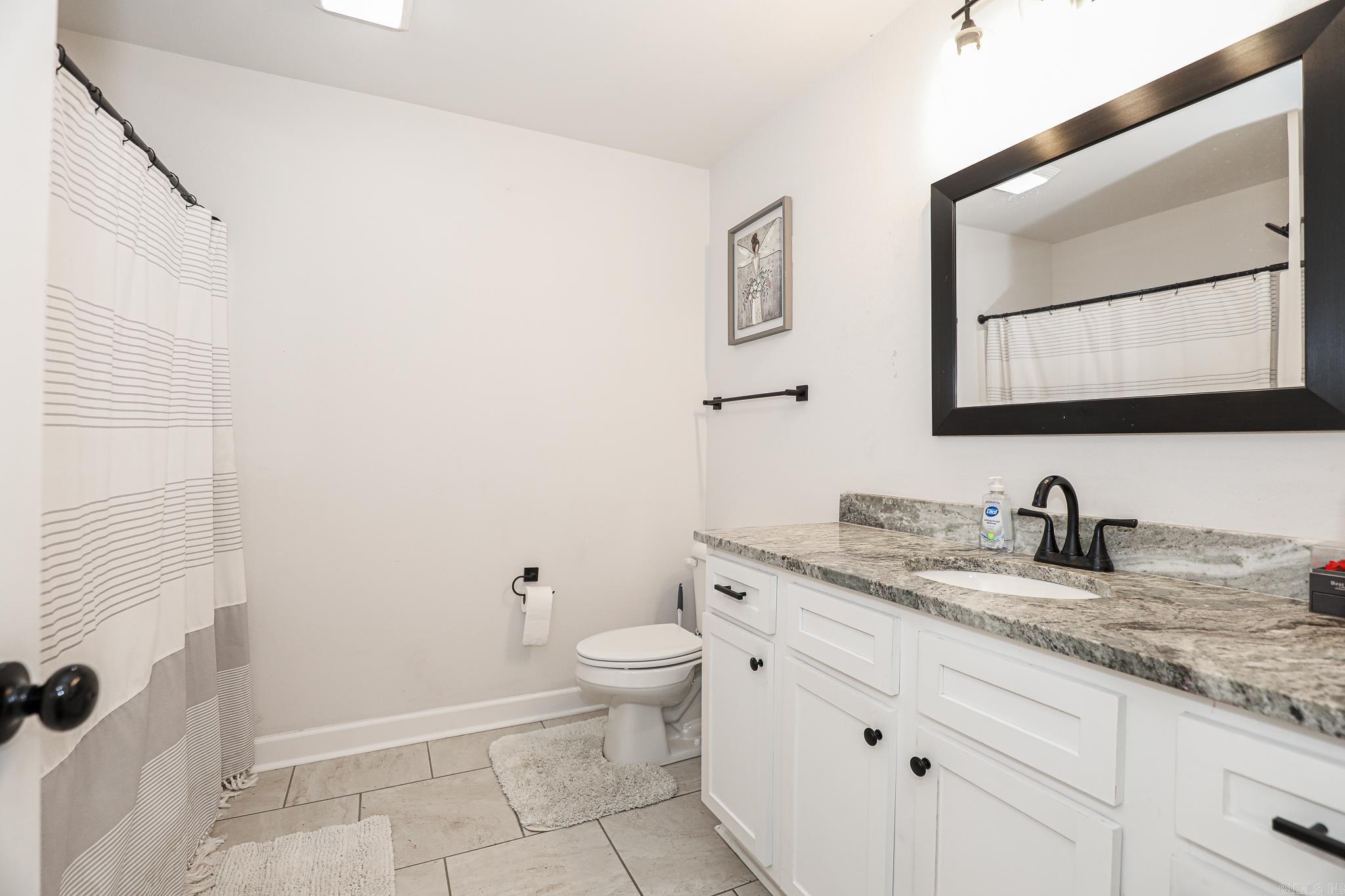 2072 Creekwood  Bauxite, AR