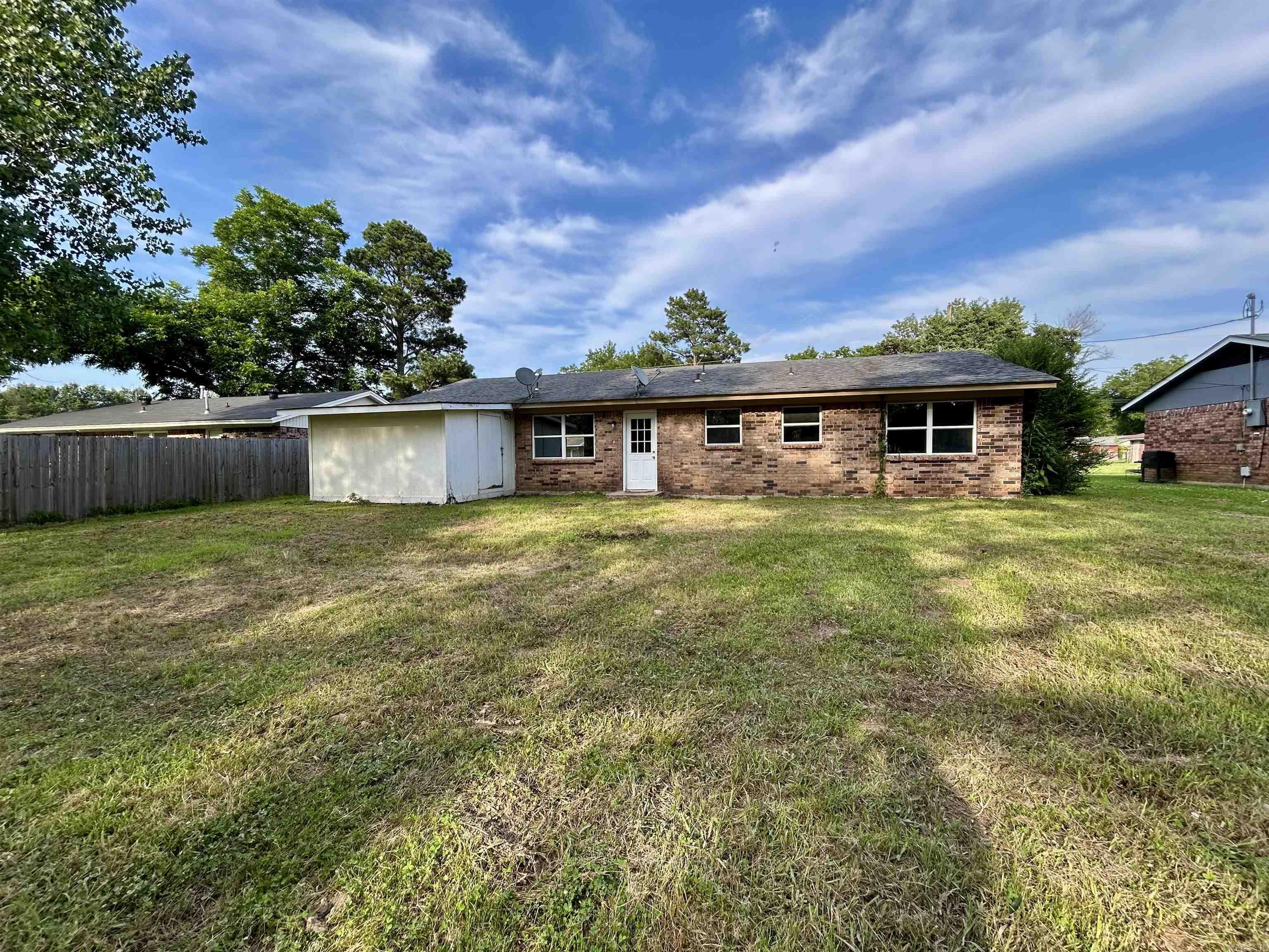 802 S Houston  Russellville, AR
