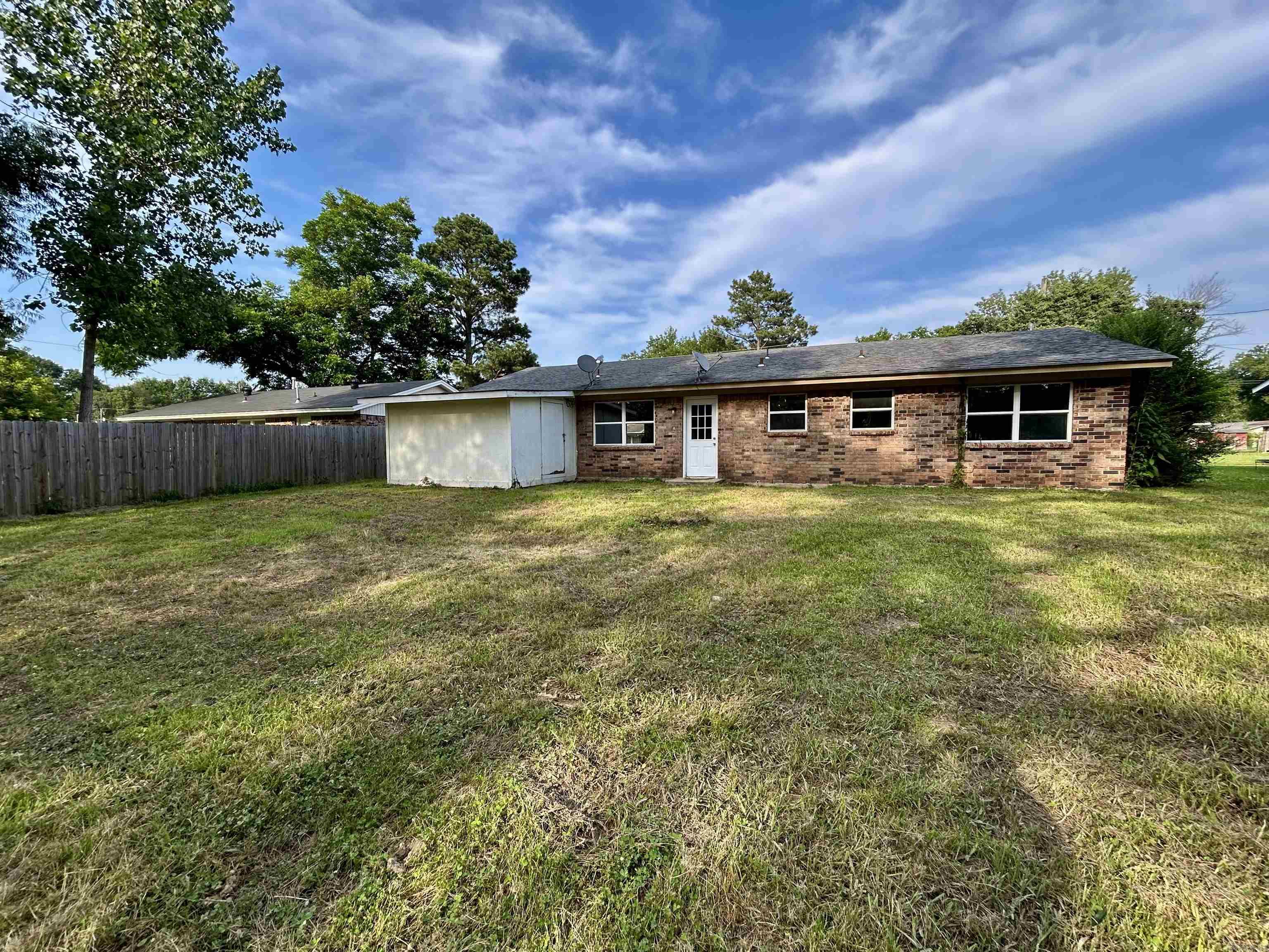 802 S Houston  Russellville, AR