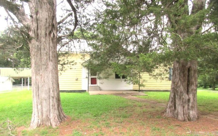 223 W Clearwater  Sheridan, AR