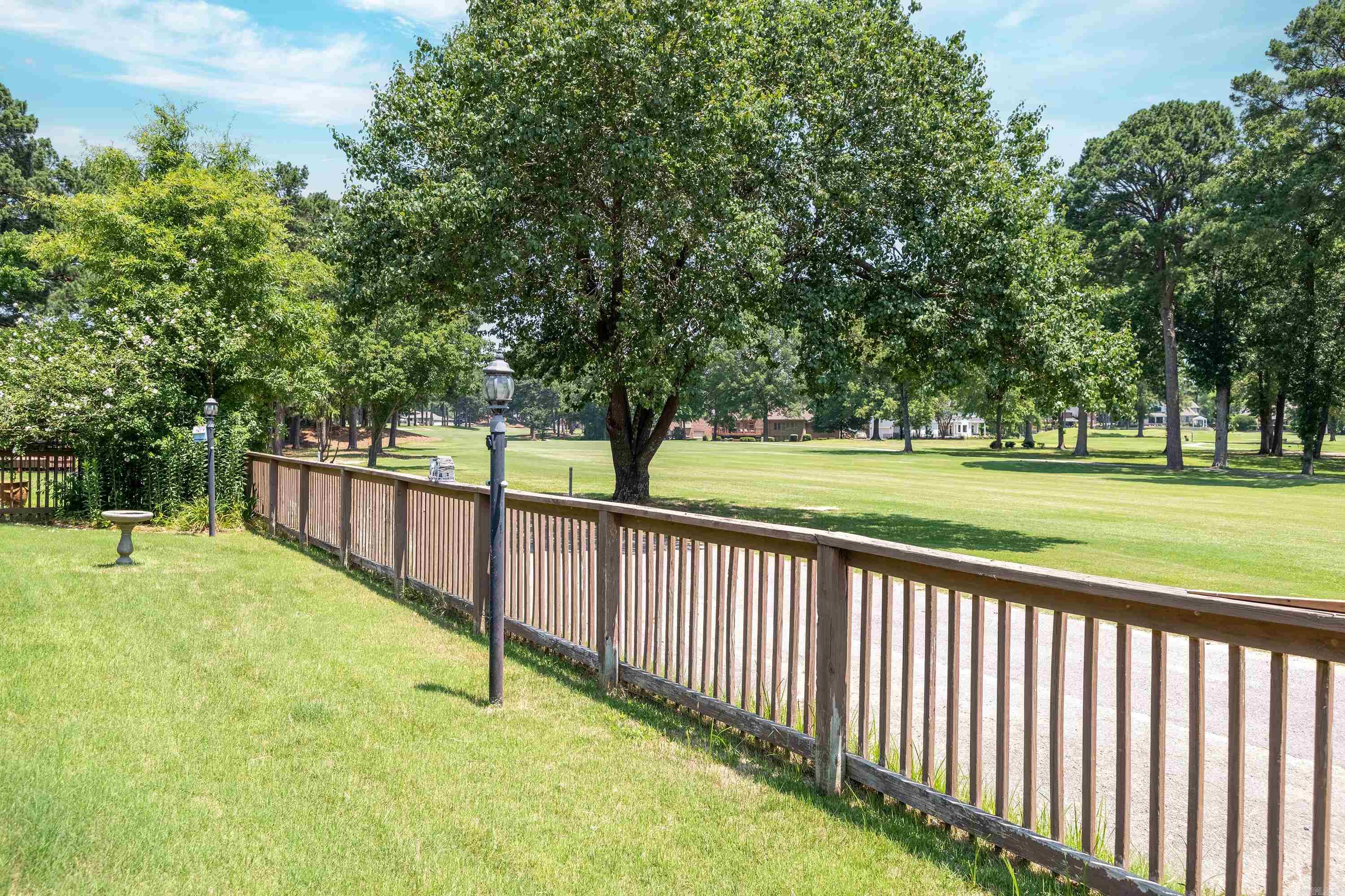 8 Ninth Fairway  Maumelle, AR