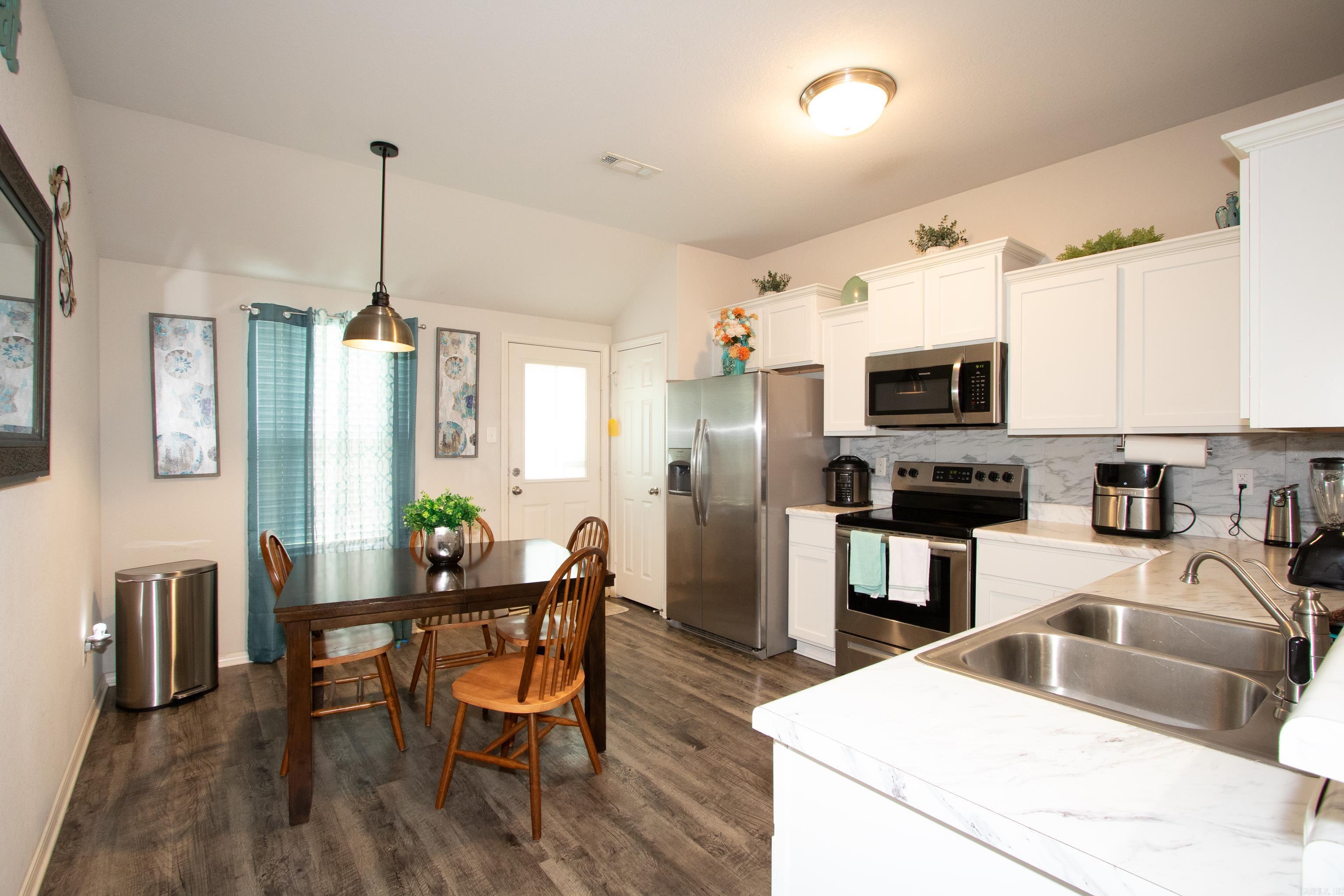 6711 White Oak Way  North Little Rock, AR
