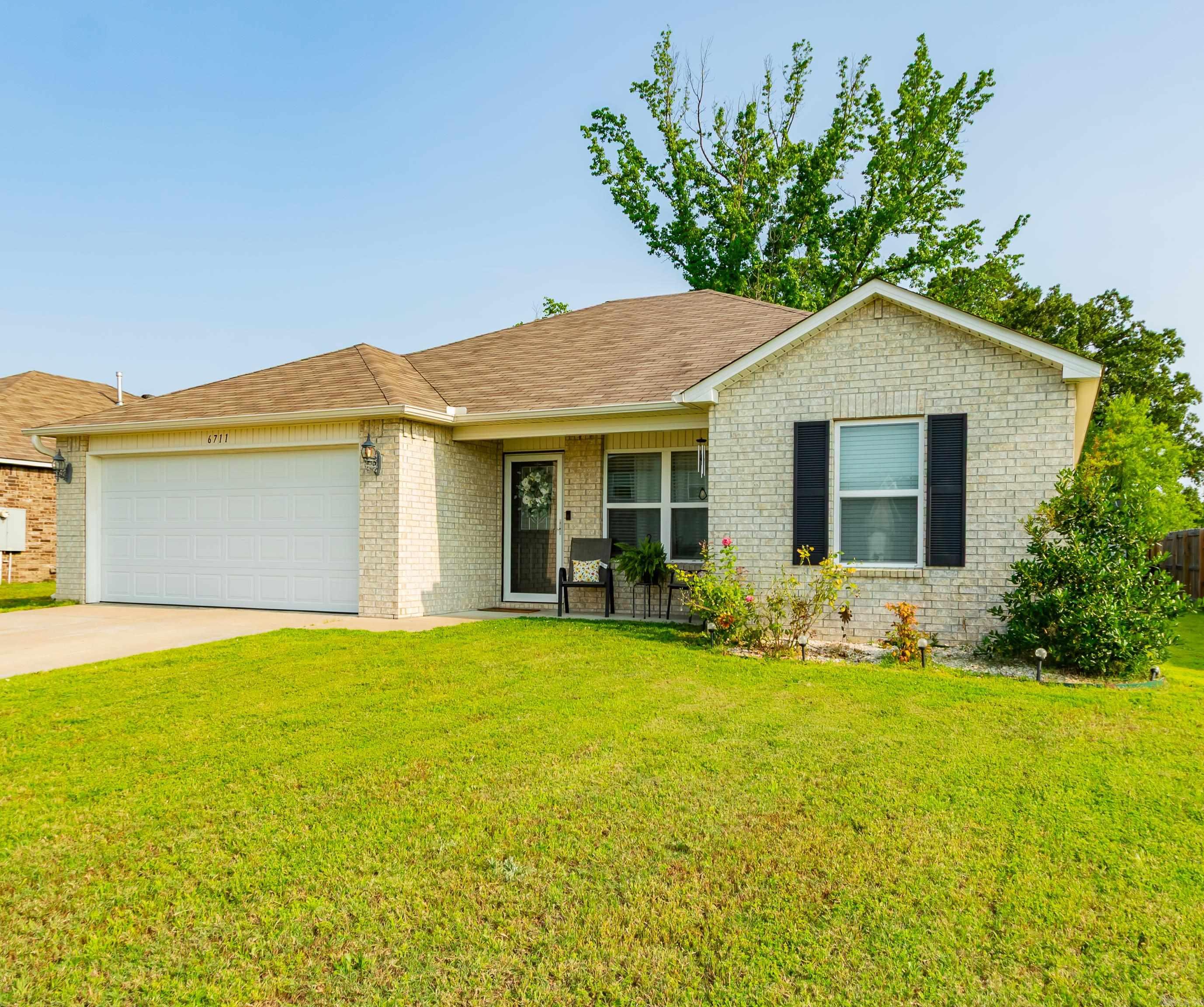6711 White Oak Way  North Little Rock, AR