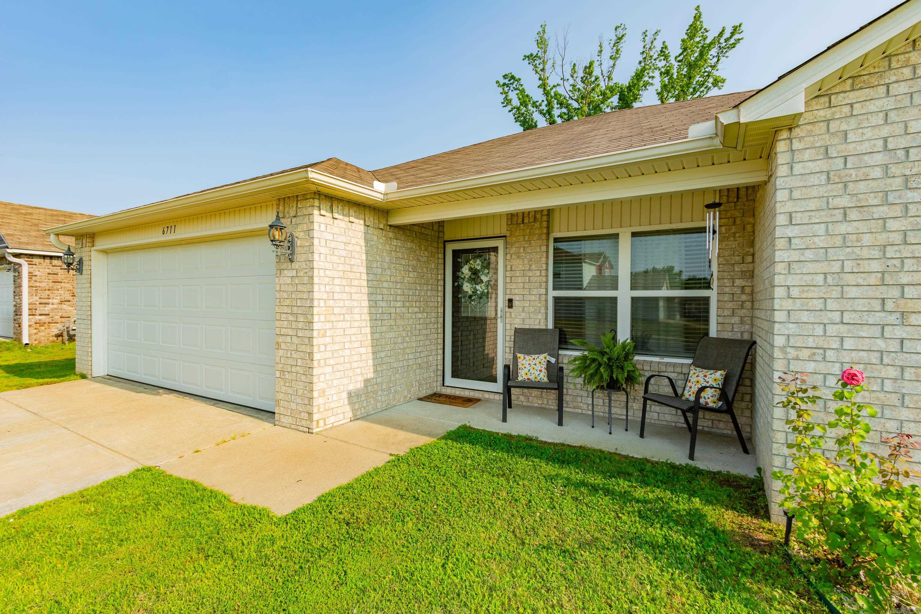 6711 White Oak Way  North Little Rock, AR