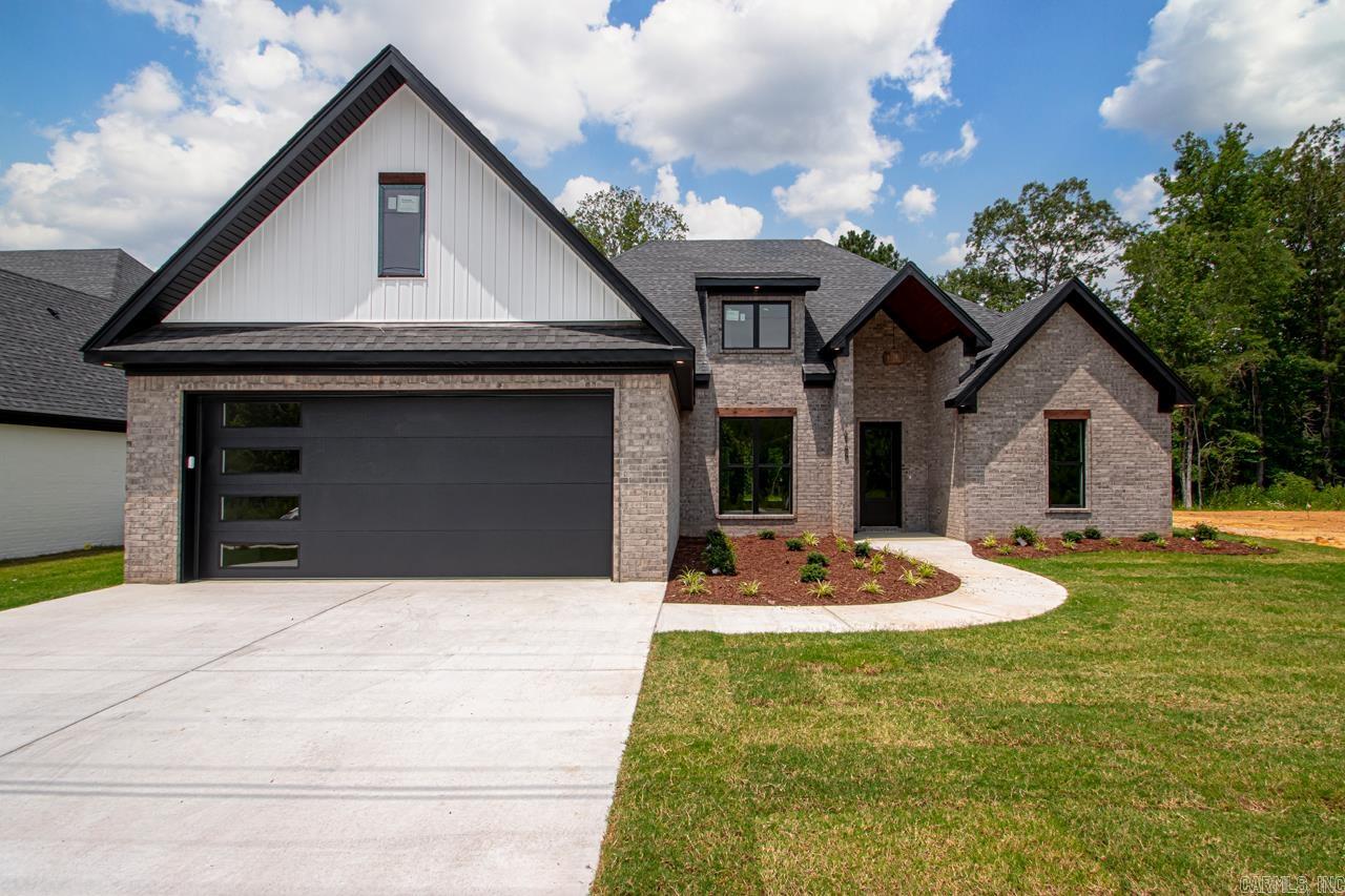 6185 Creekwater  Bryant, AR