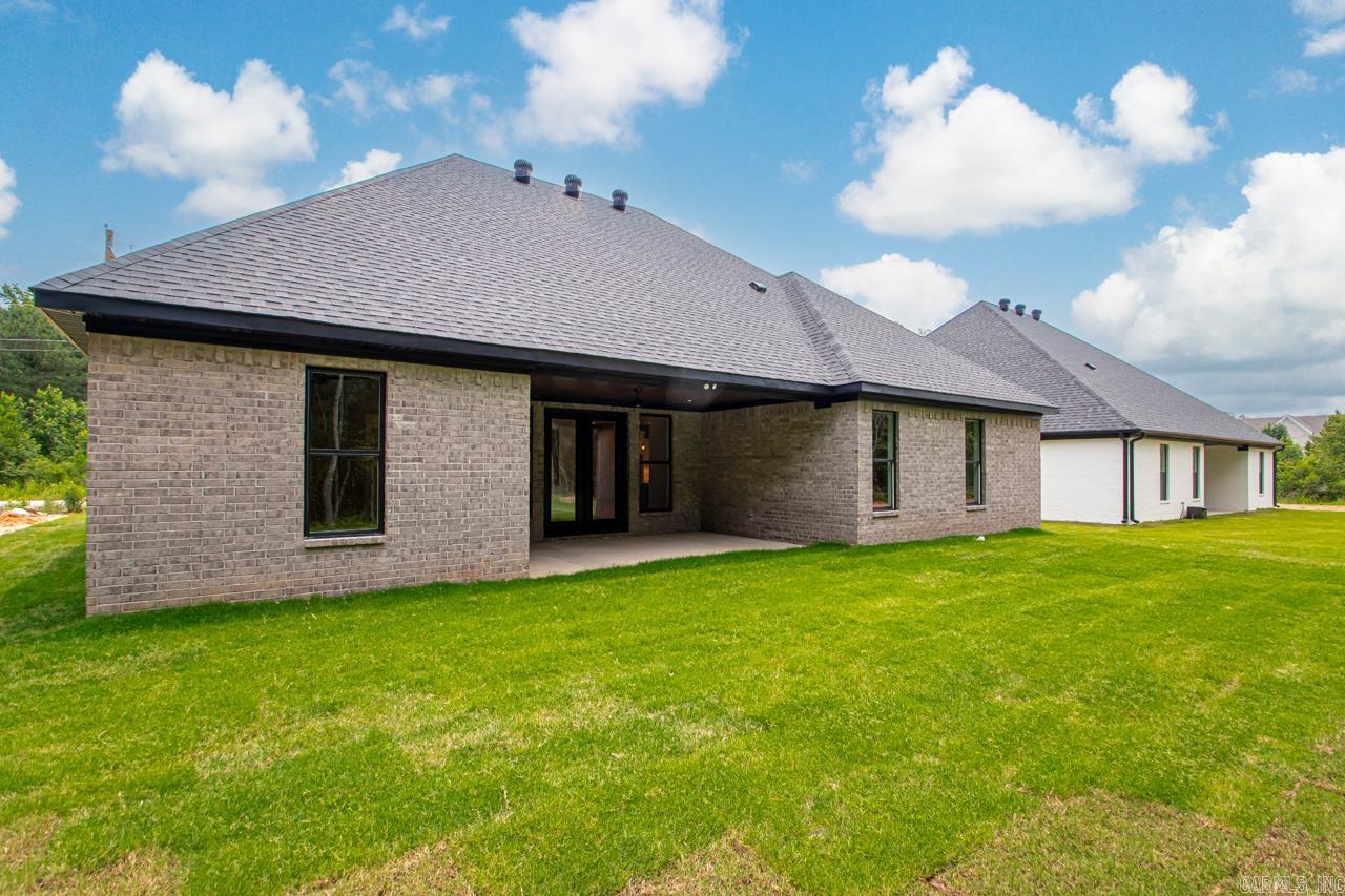 6185 Creekwater  Bryant, AR