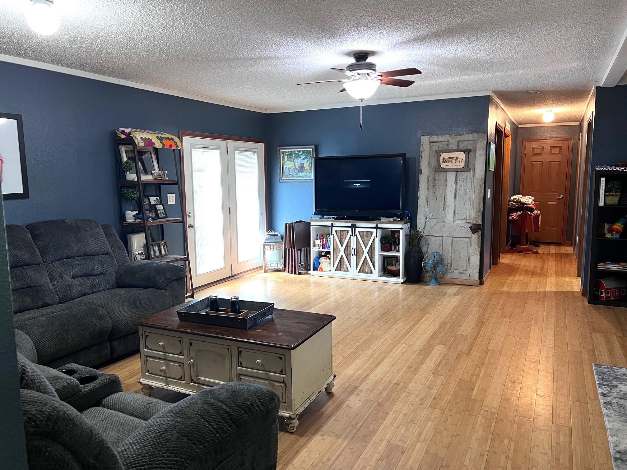 1852 Prince  Mountain View, AR