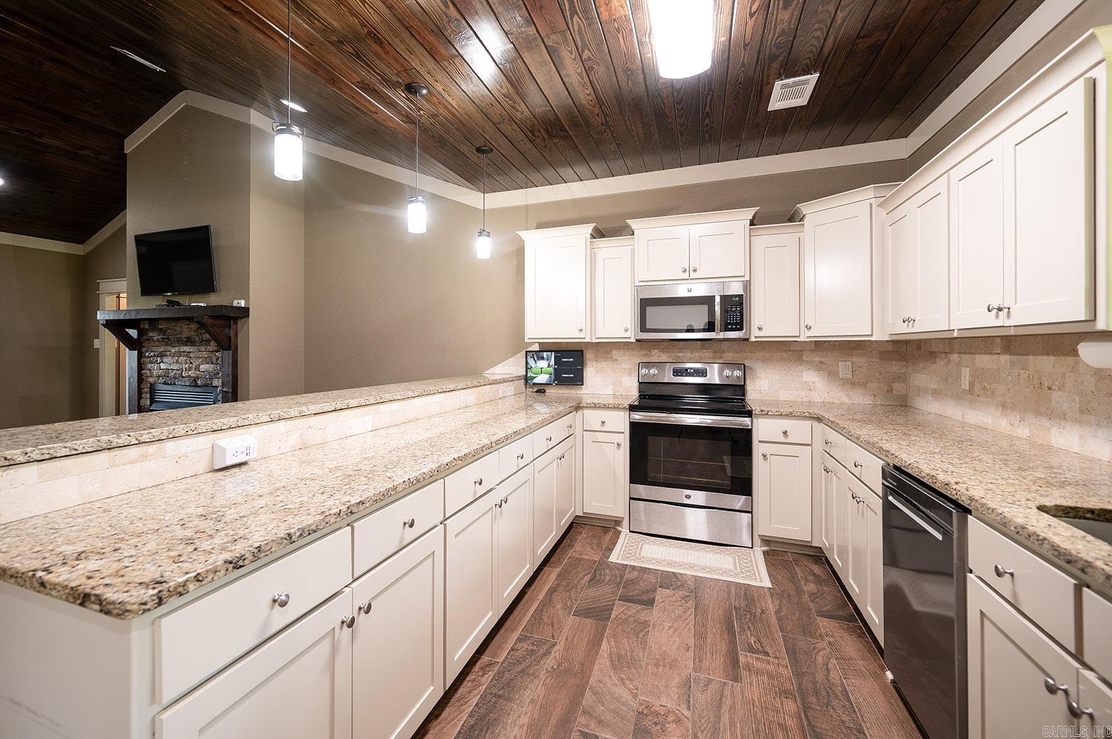 241 Sandy Creek  Ward, AR