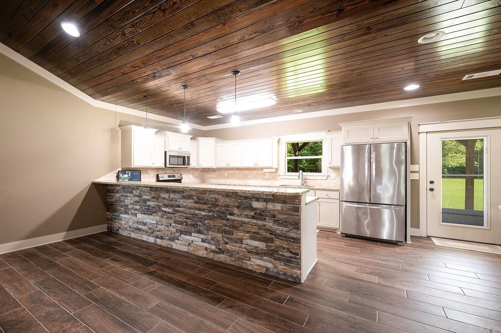 241 Sandy Creek  Ward, AR