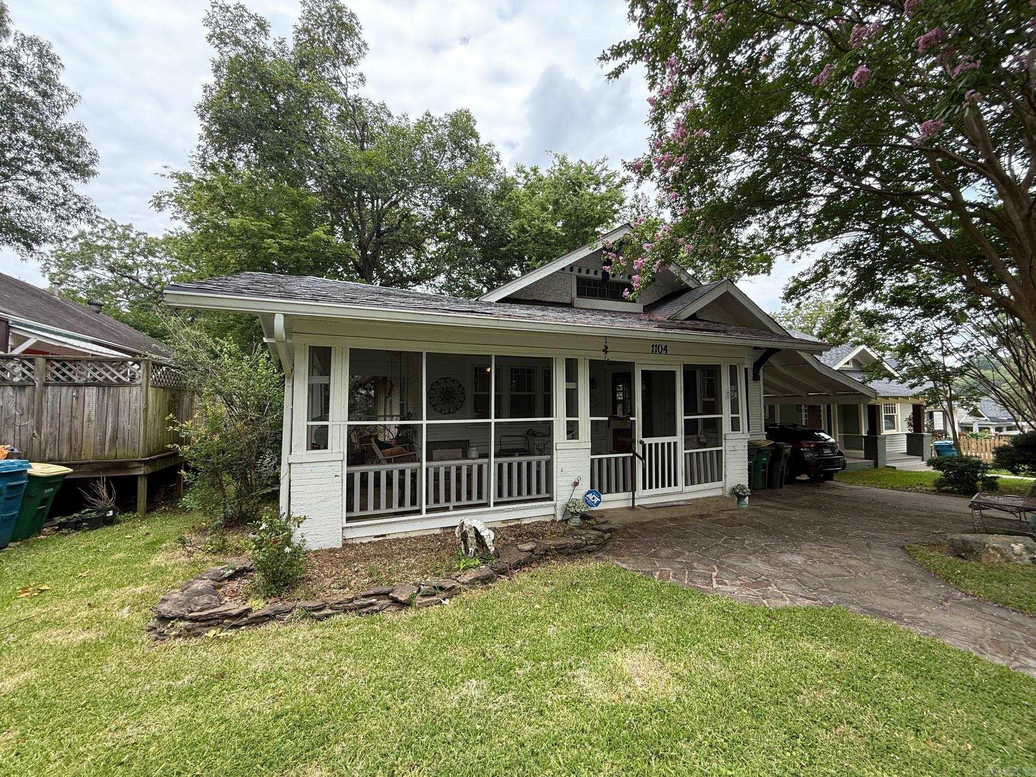 1104 N Monroe St  Little Rock, AR