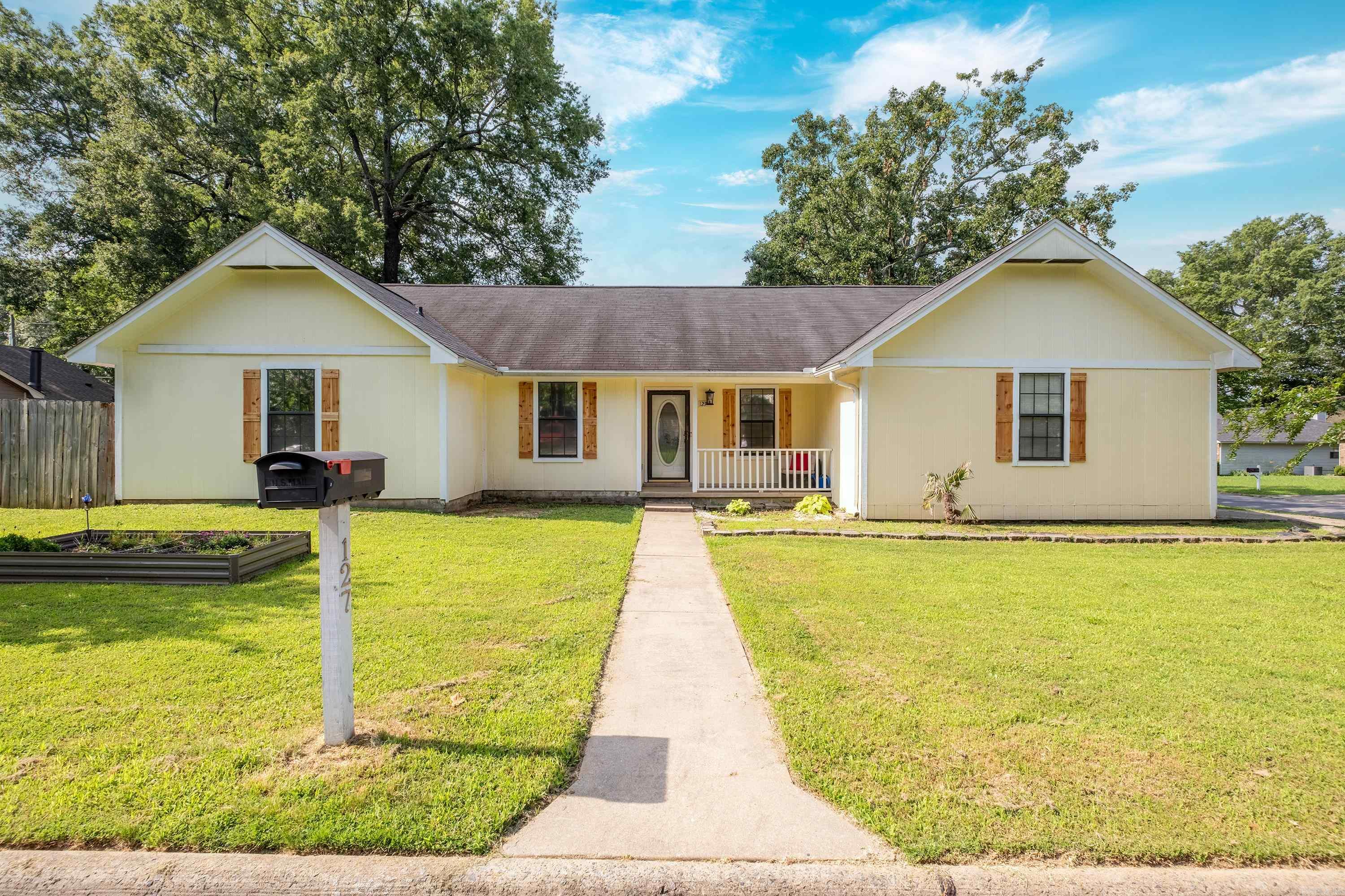 127 Spring Oak  Sherwood, AR