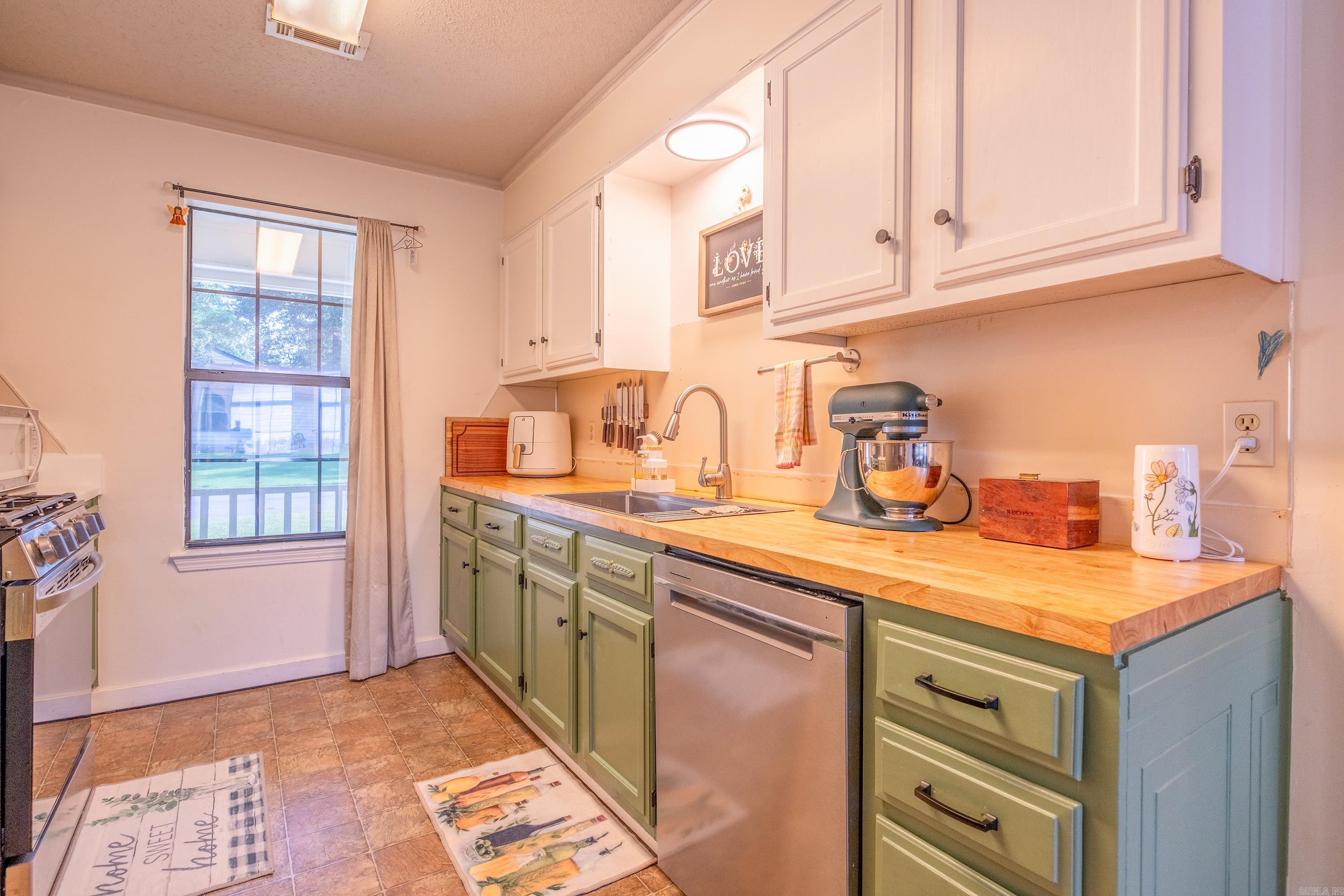 127 Spring Oak  Sherwood, AR