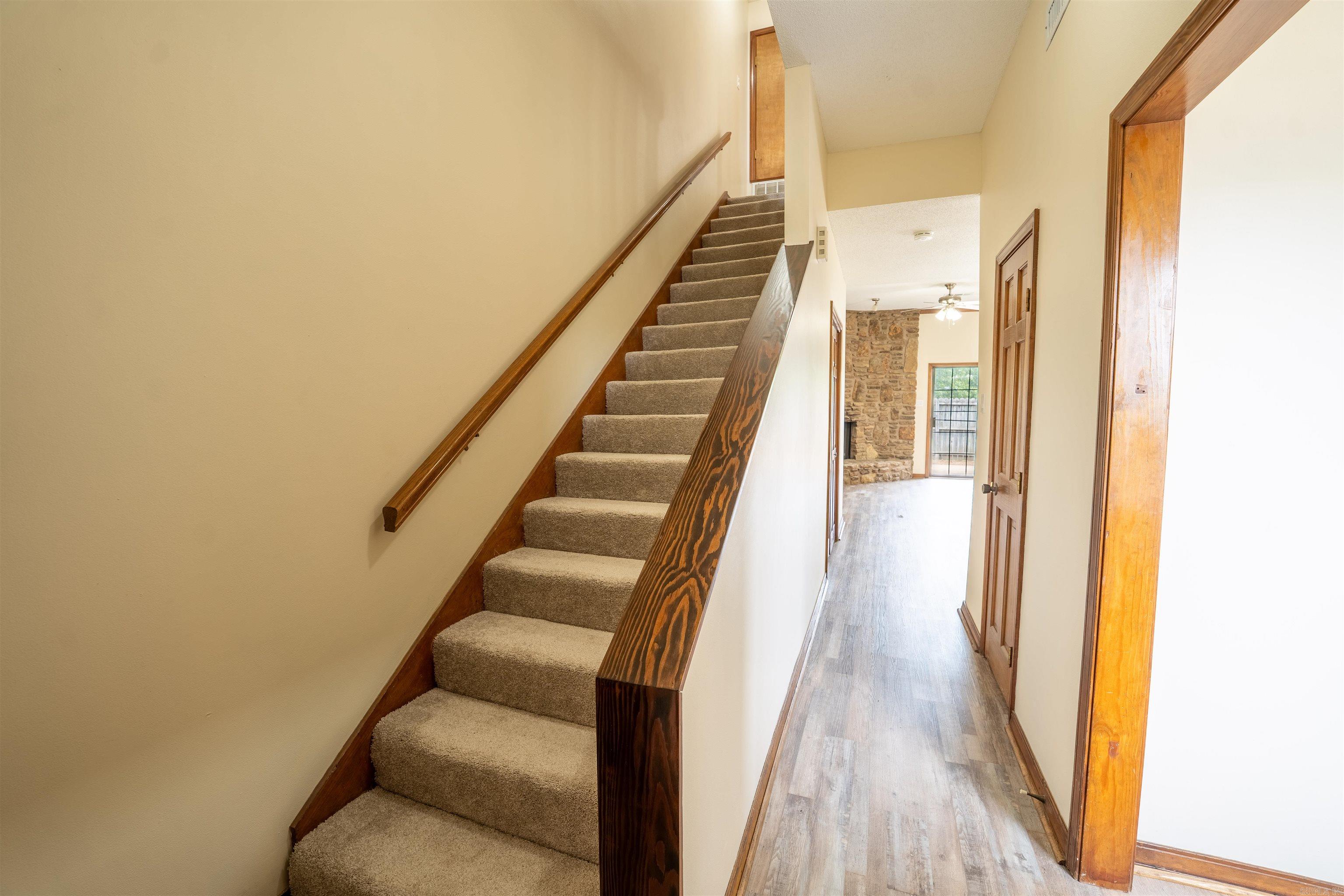 5 Edgehill  Maumelle, AR
