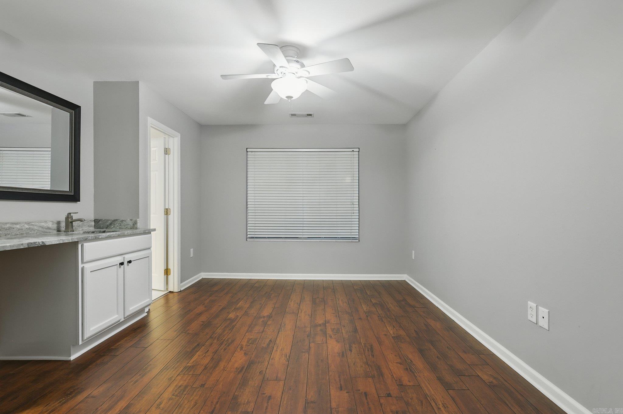 1518 Brookshire Dr Benton, AR 72019