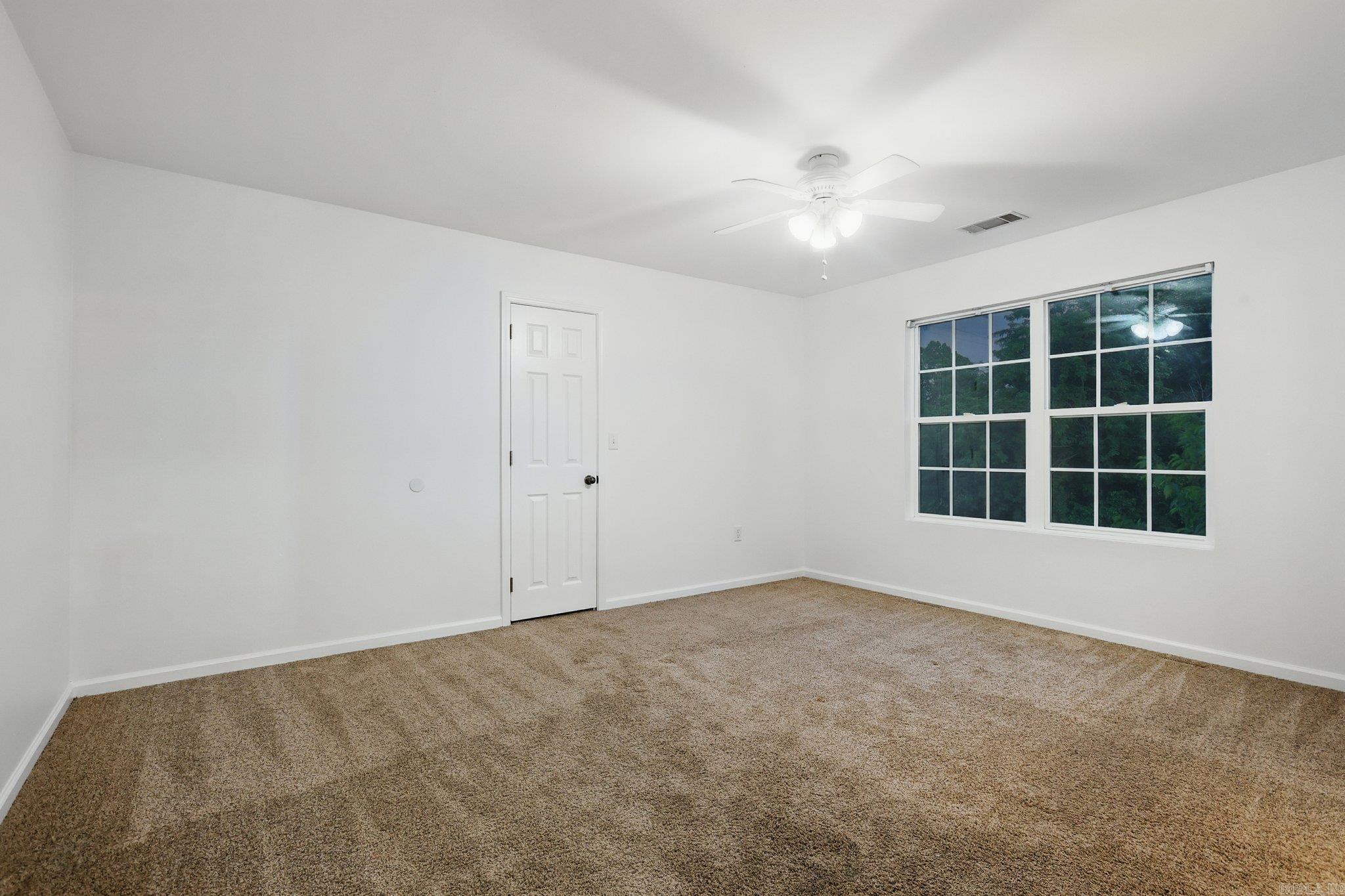 1518 Brookshire Dr Benton, AR 72019