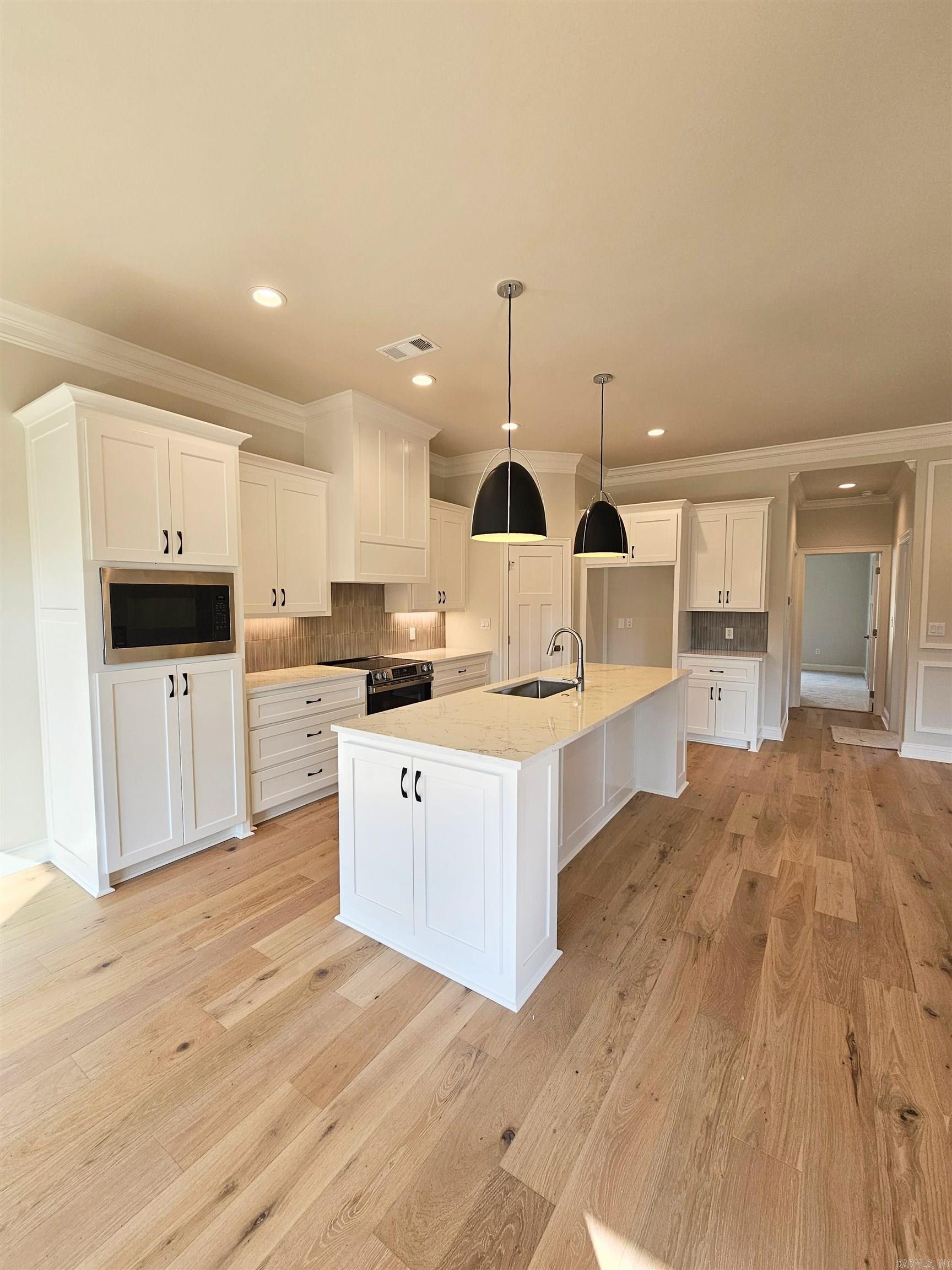 37 Pacifica  Hot Springs Village, AR
