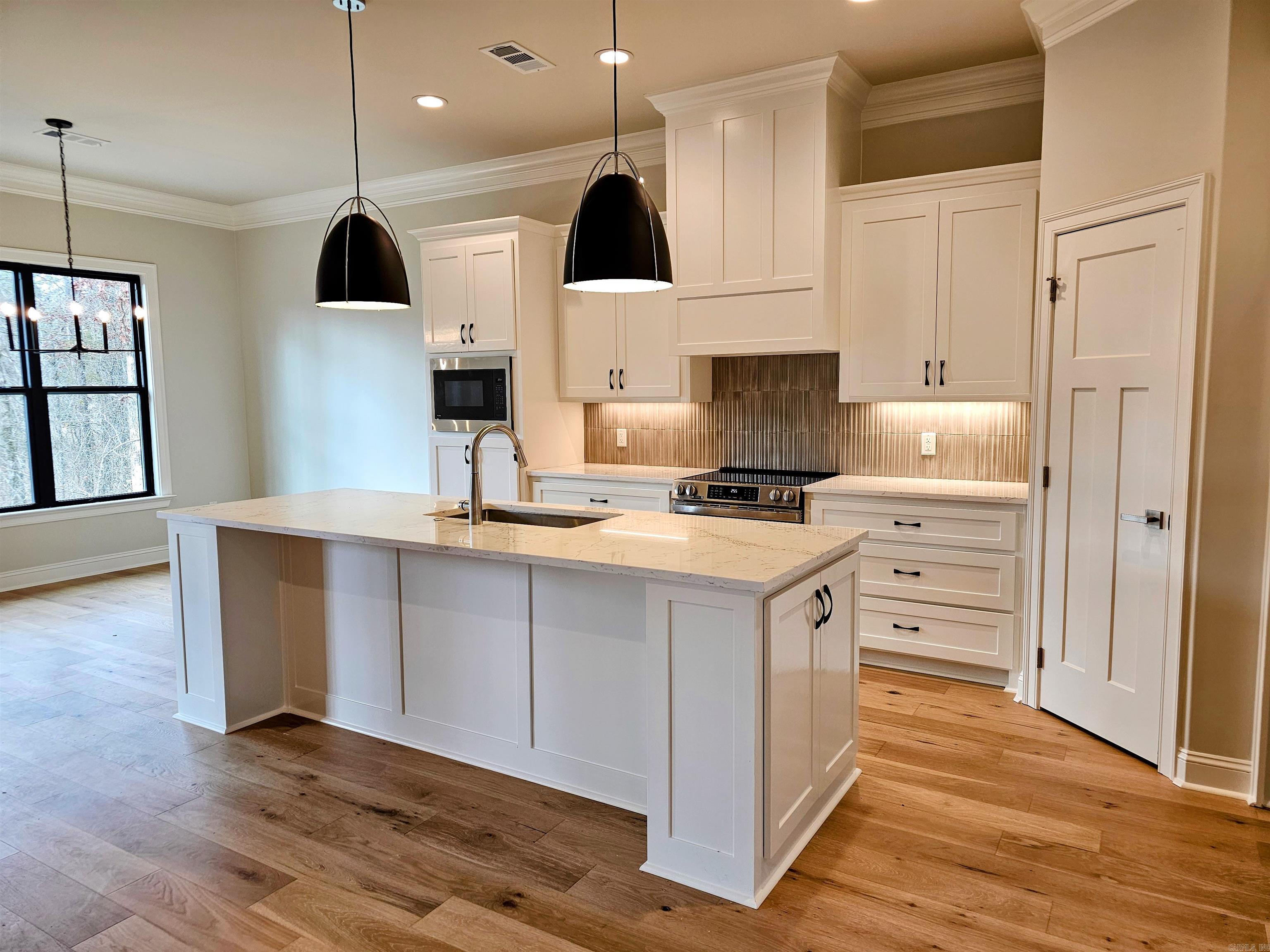 37 Pacifica  Hot Springs Village, AR