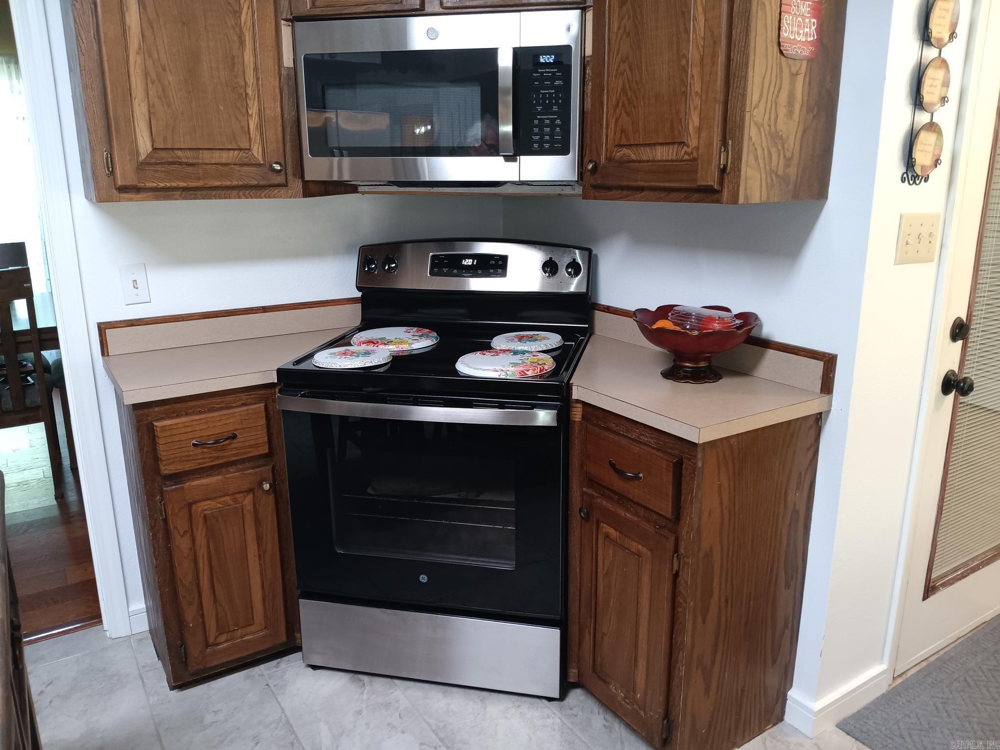1402 Holmes  Searcy, AR