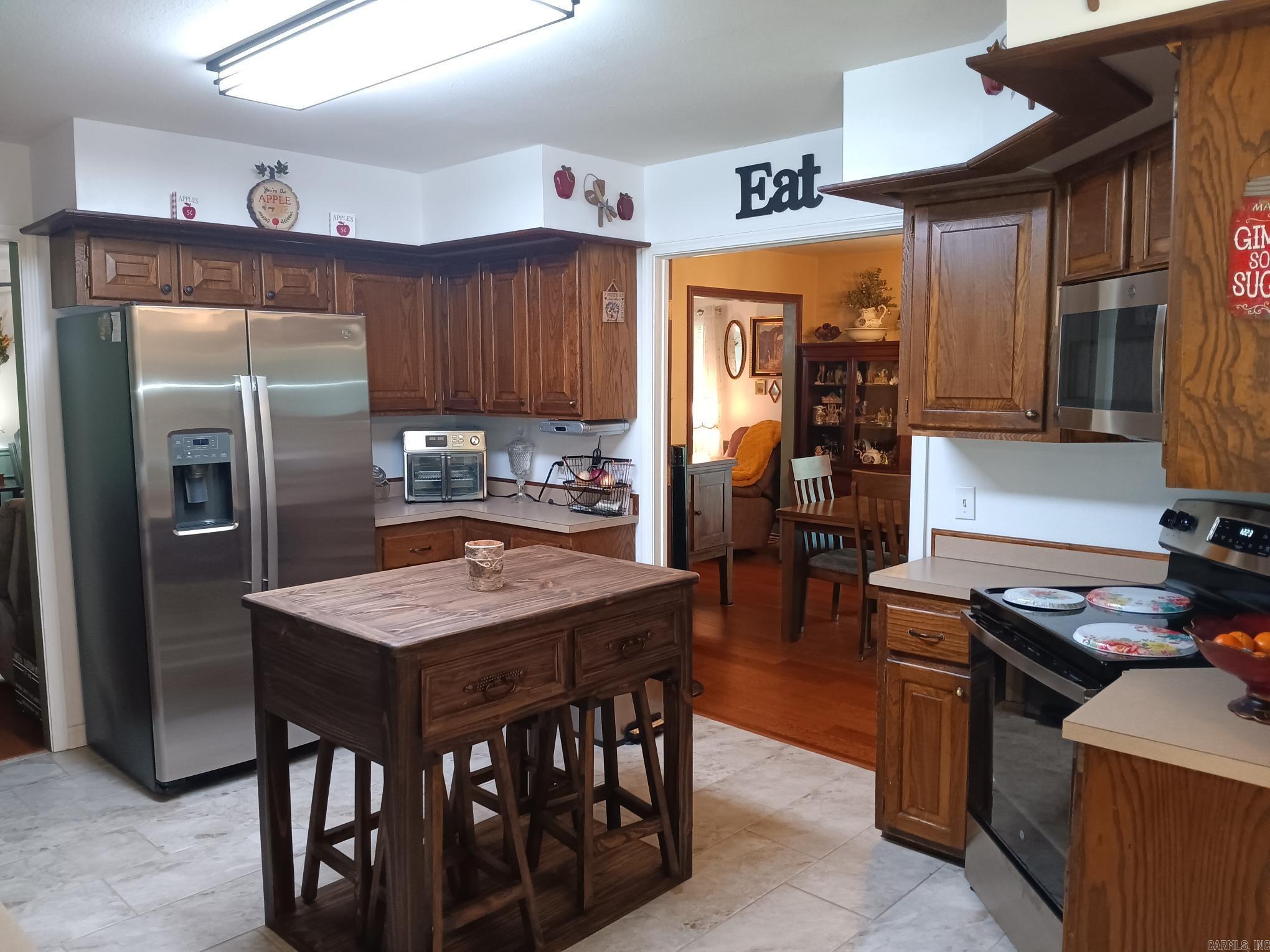 1402 Holmes  Searcy, AR
