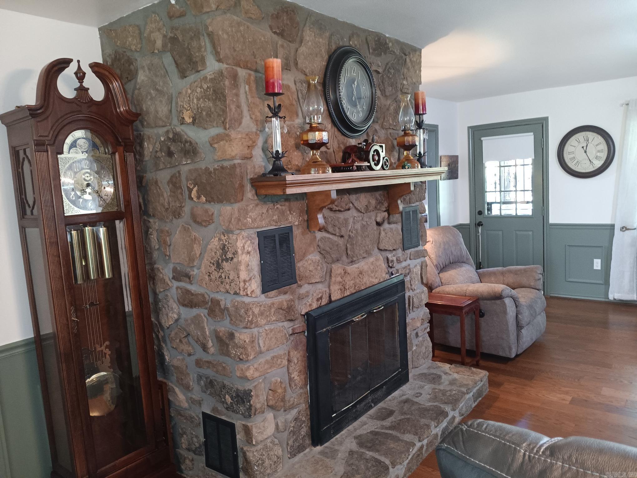 1402 Holmes  Searcy, AR