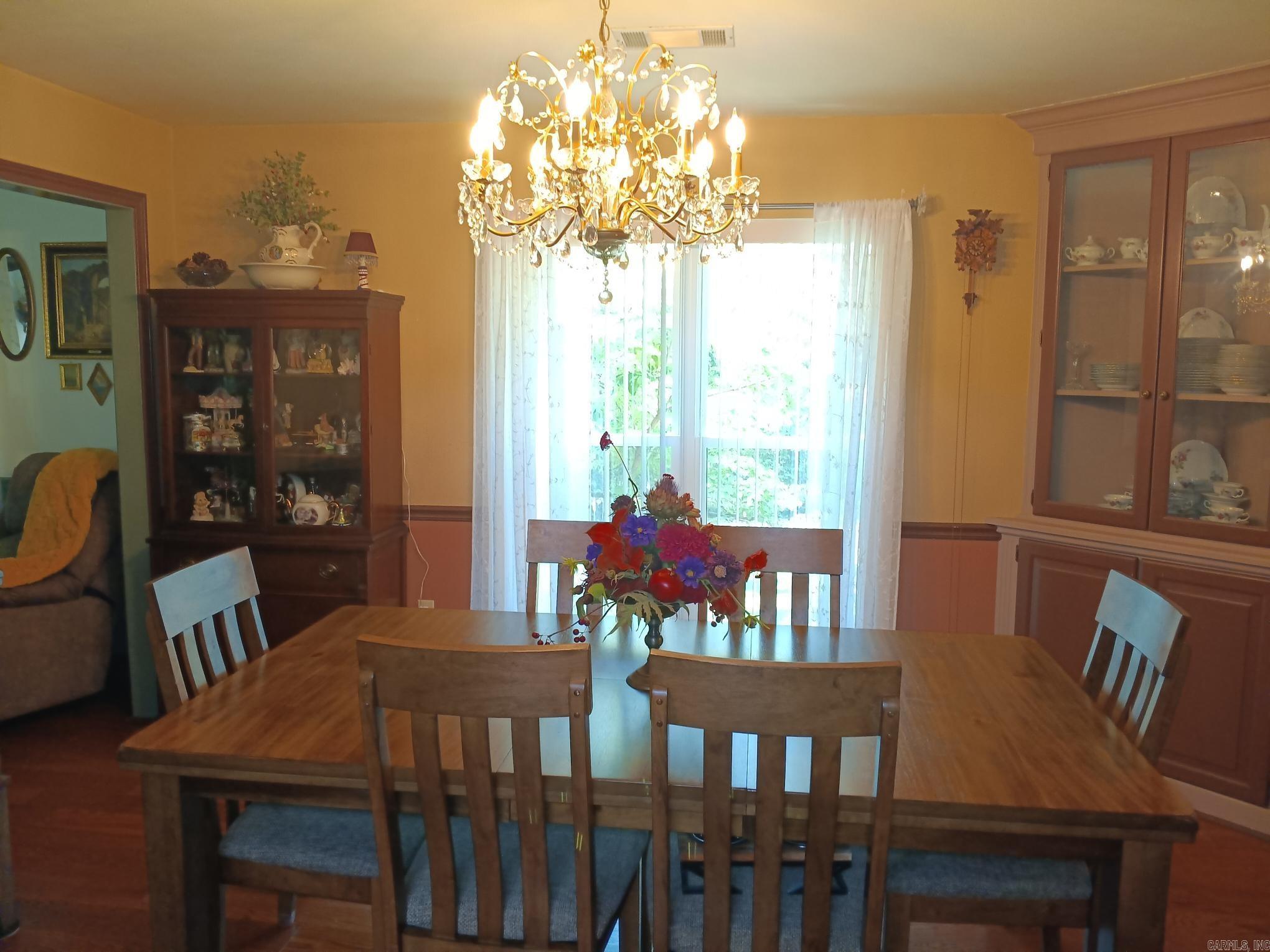 1402 Holmes  Searcy, AR